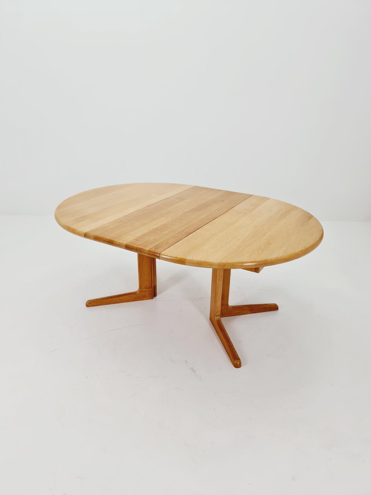 Mid century extendable Danish Modern Solid Oak dining table by Niels Möller , 1970s
