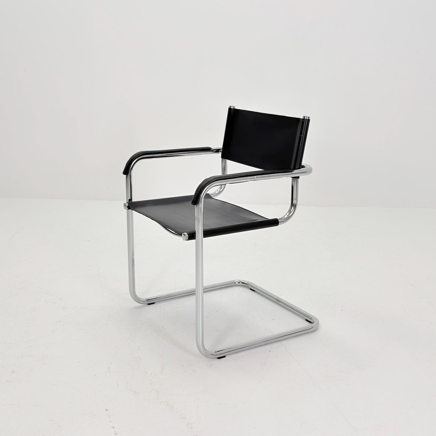 1 of 6 Mid Century iconic Mart Stam S34 armchair / Bauhaus chrome tube steel and leather / 80s vintage cantilever chair s43