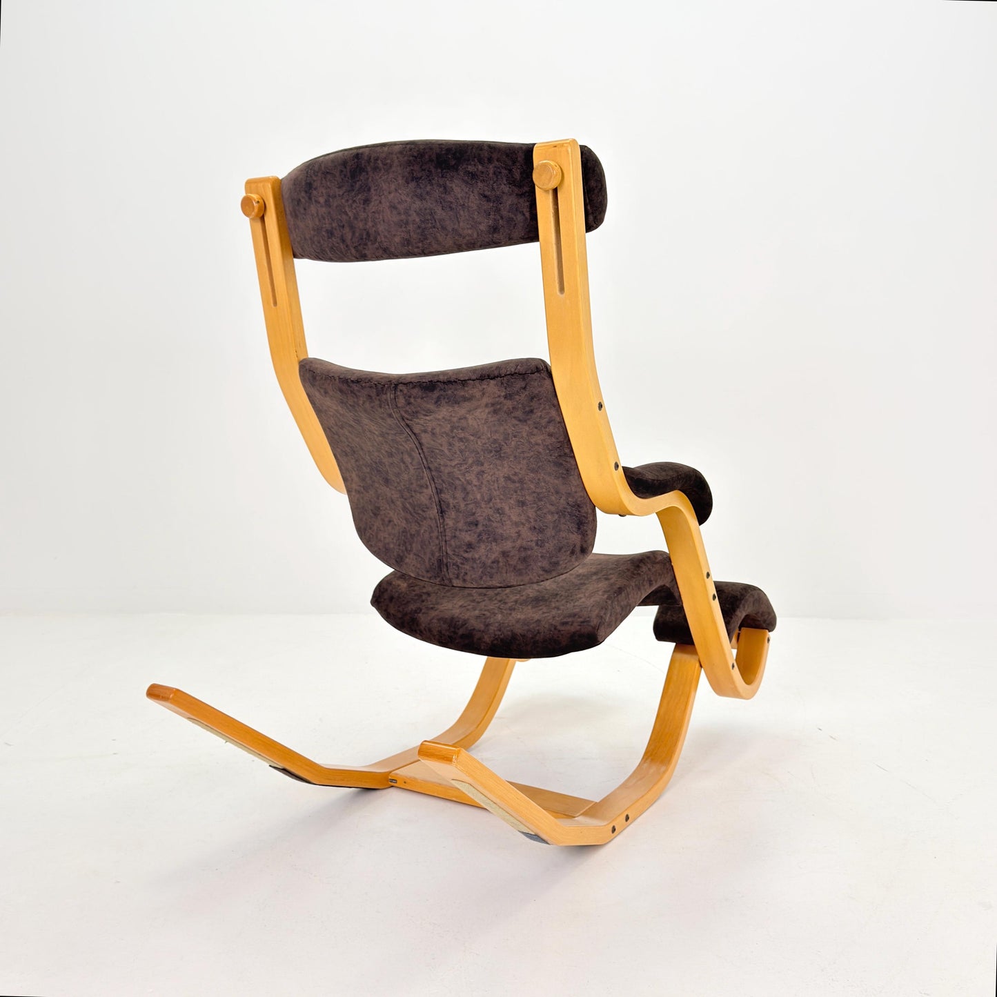 Mid-Century “Gravity” Rocking Lounge Chair by Peter Opsvik for Stokke, 1980s Norway