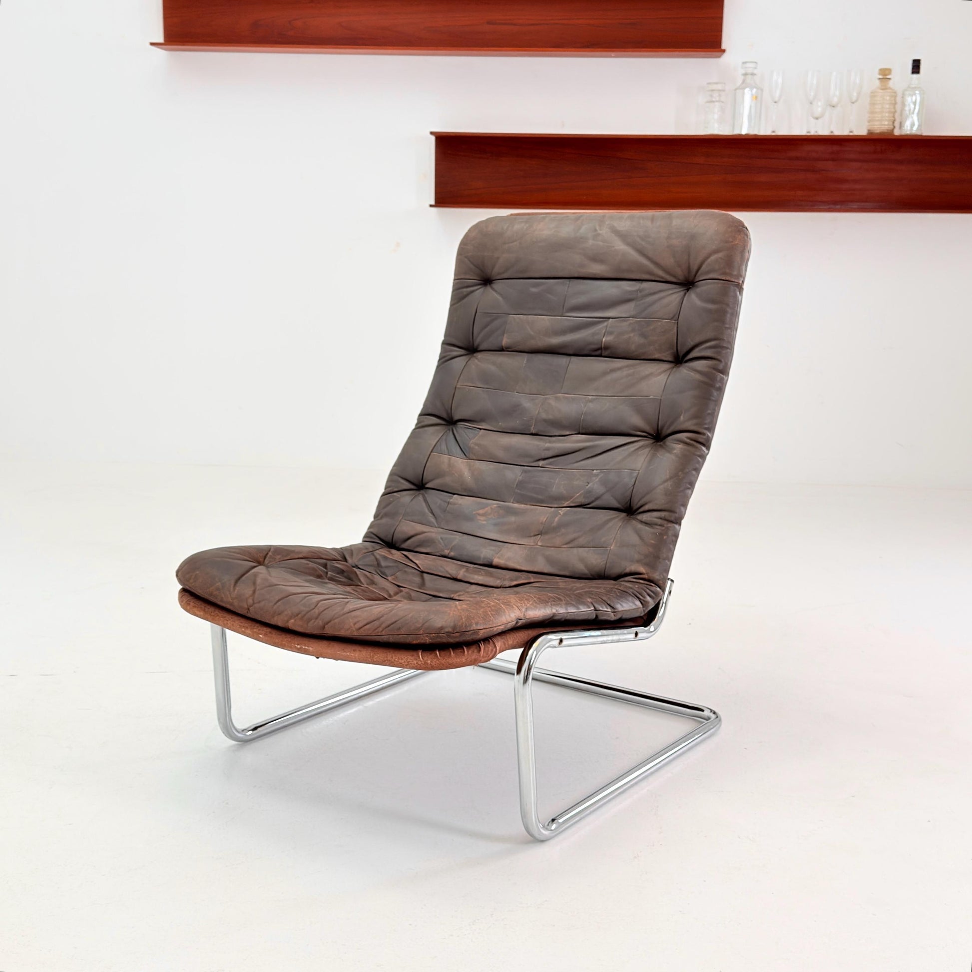 Mid Century Bauhaus cantilever Brown Patchwork Leather, Lounge Chair, Italy 1980s