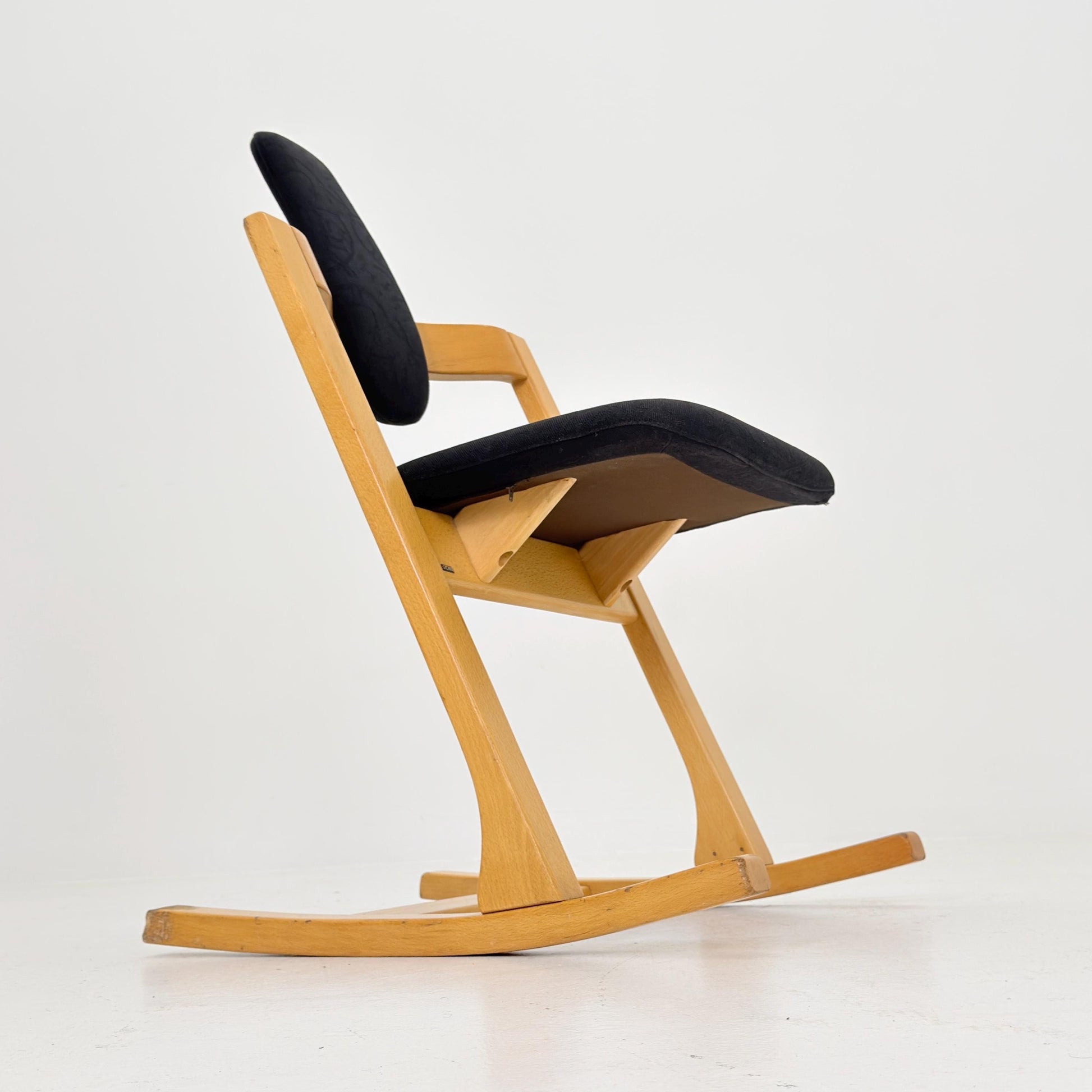 1 of 2 Mid-Century Pendulum Rocking Chair by Peter Opsvik for Stokke Norway, 1980s