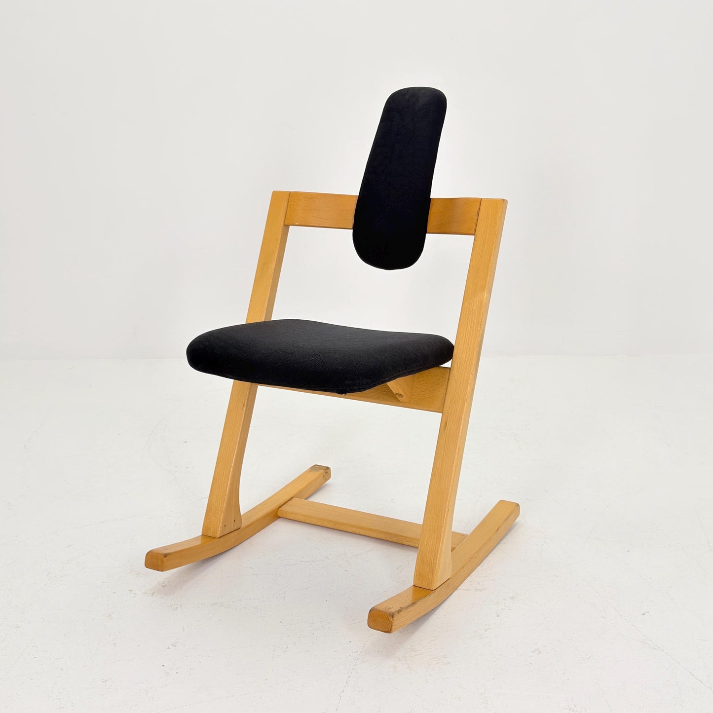 1 of 2 Mid-Century Pendulum Rocking Chair by Peter Opsvik for Stokke Norway, 1980s