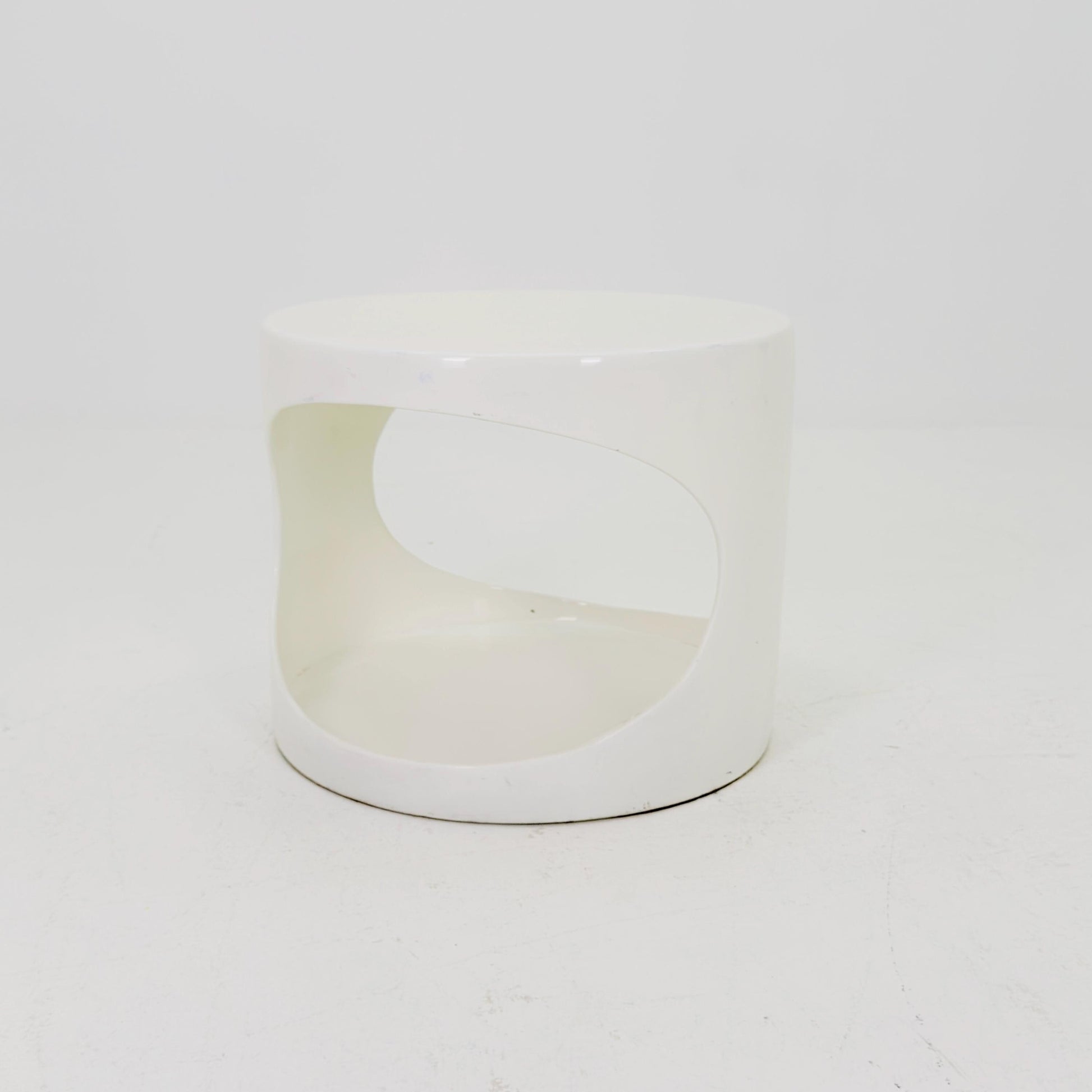 Rare Space age white end table /side table 1970s