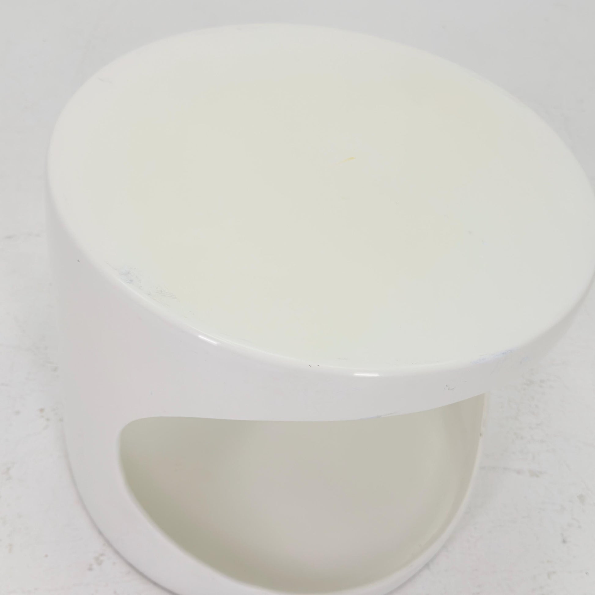 Rare Space age white end table /side table 1970s