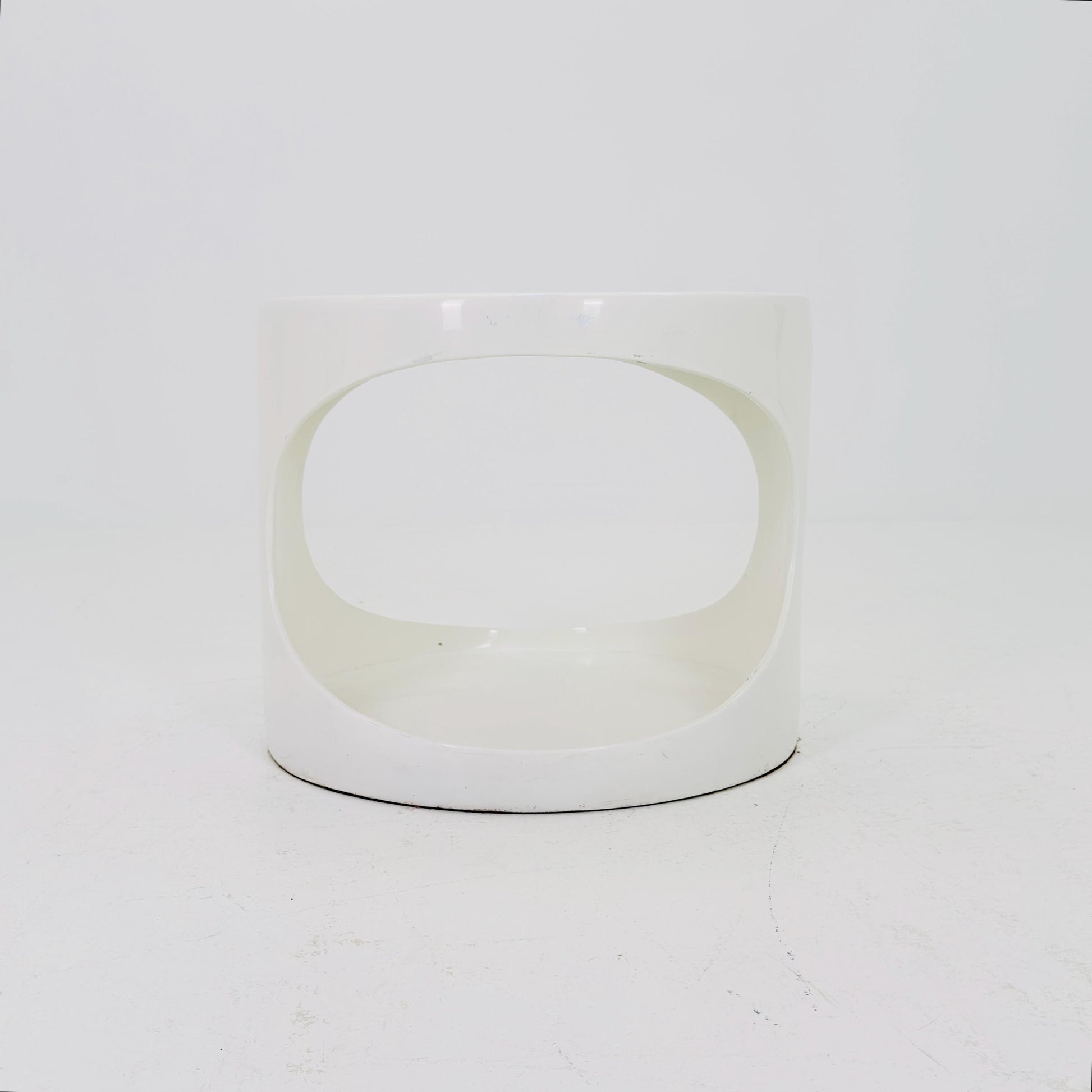 Rare Space age white end table /side table 1970s