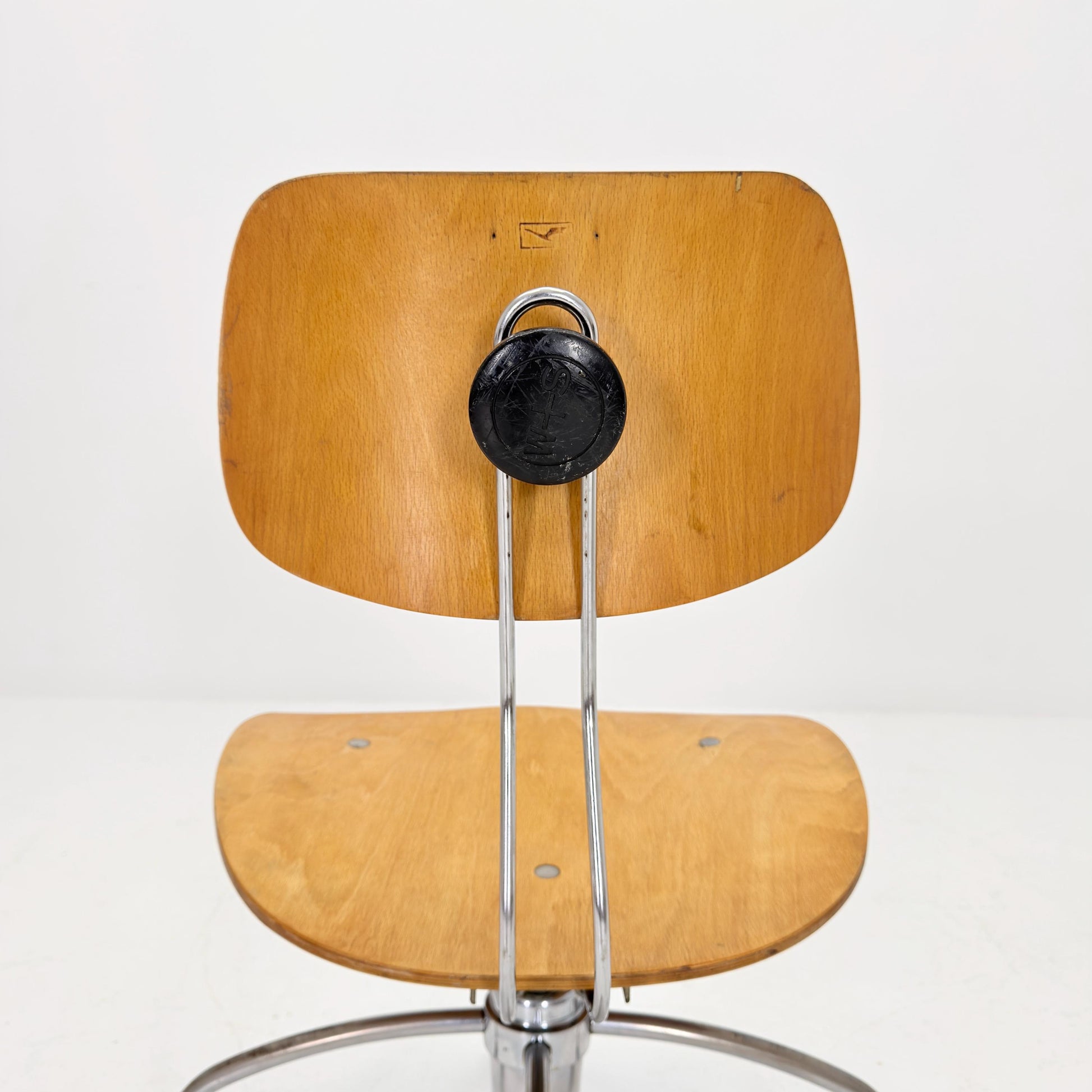 Mid century Swivel Bauhaus chair model by Egon Eiermann for Wilde & Spieth 1950s Germany