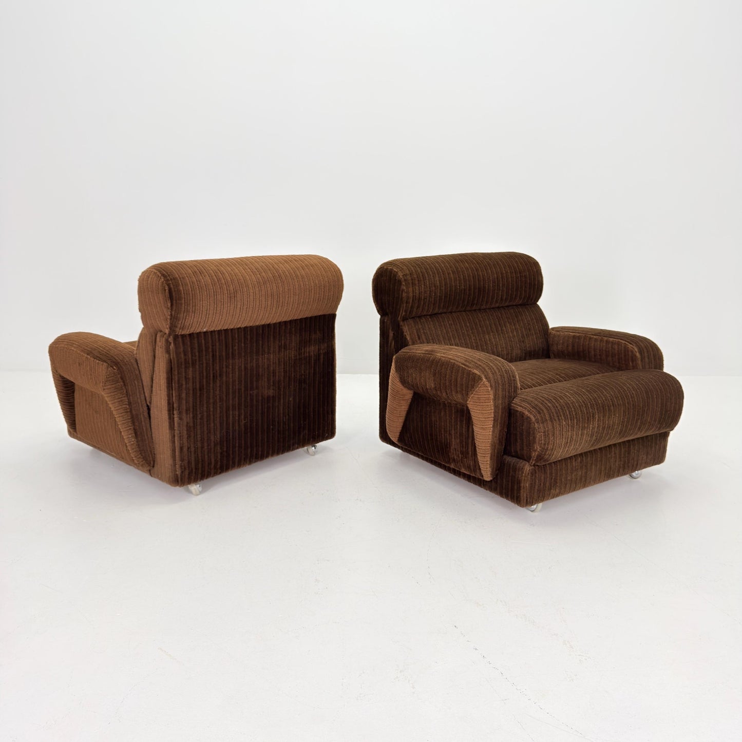 1 of 2 Mid Century Brown Corduroy Lounge Chair on Casters, 1970s Club Chair, Italy