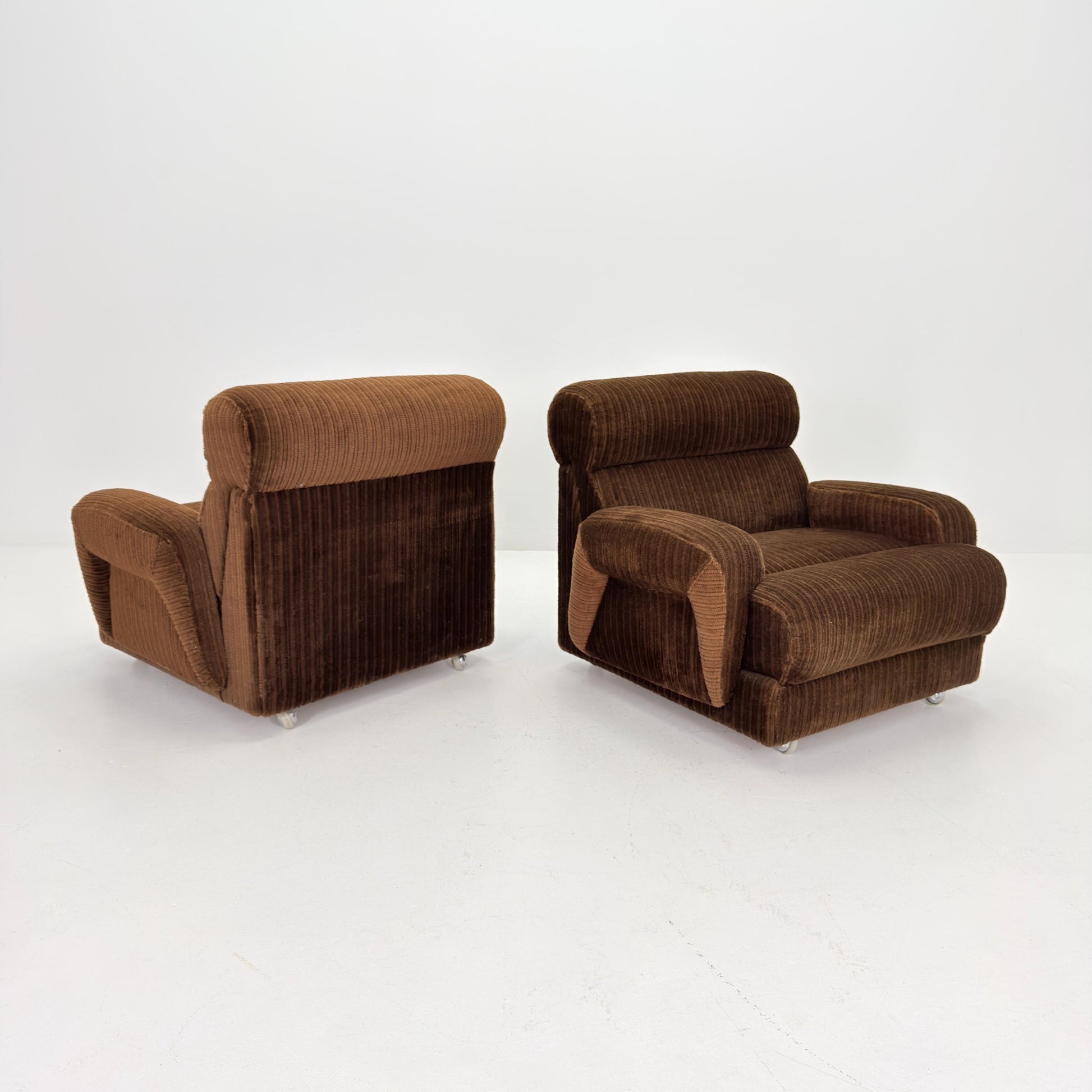 1 of 2 Mid Century Brown Corduroy Lounge Chair on Casters, 1970s Club Chair, Italy