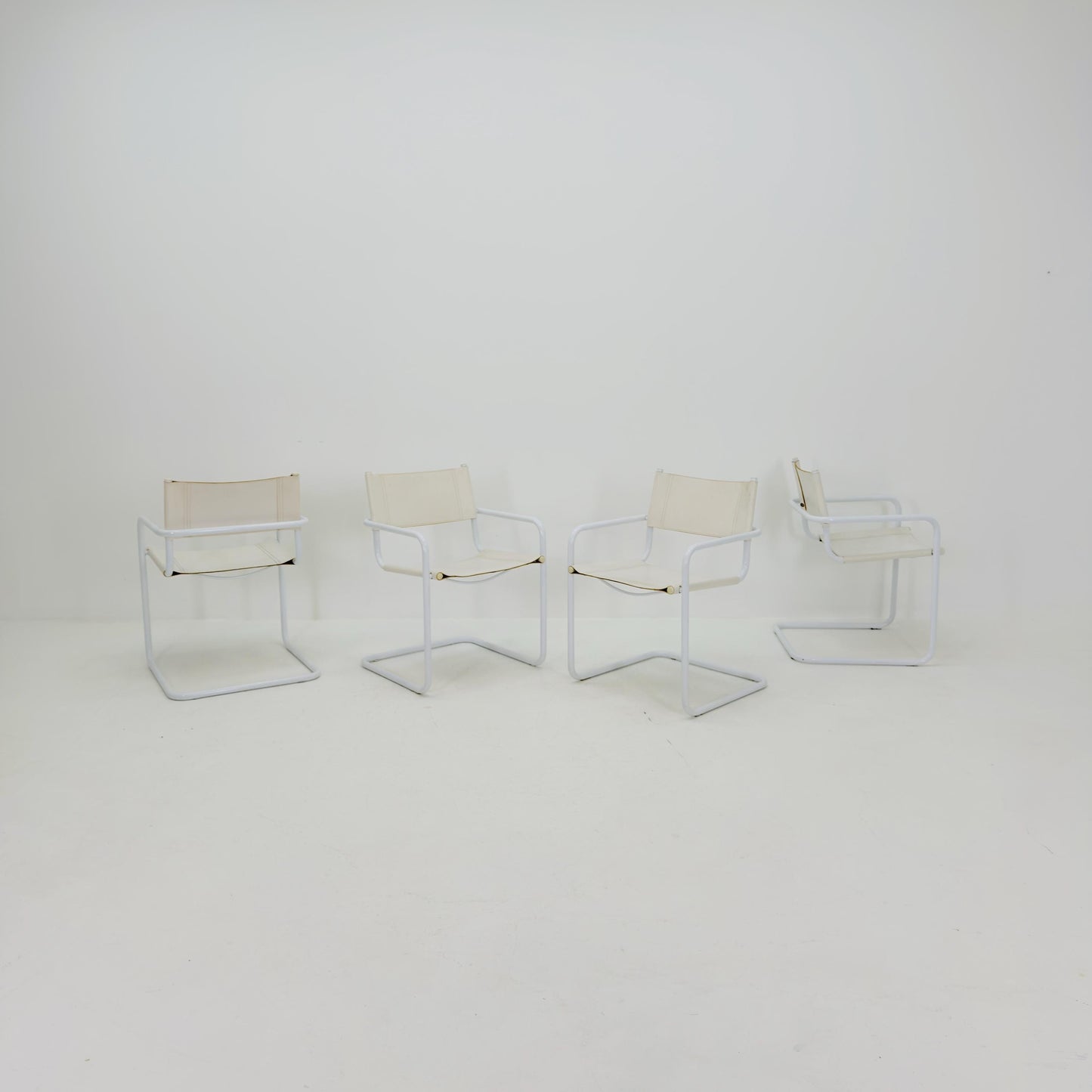 Set of 4 Mid Century Bauhaus Dining Chairs by Mart Stam & Marcel Breuer for Fasem Italy, 1980s – Rare All White Edition Cantilever Chairs