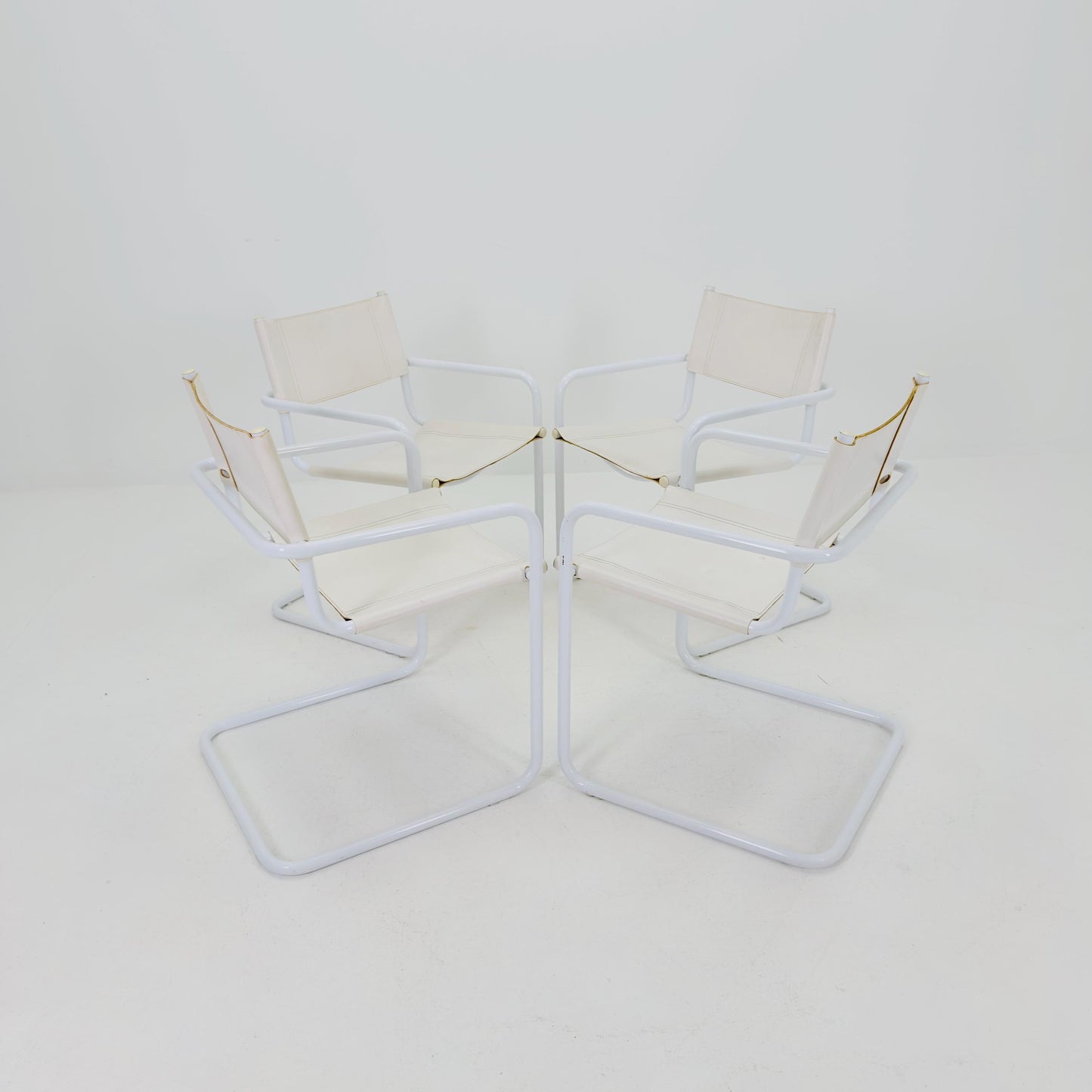 Set of 4 Mid Century Bauhaus Dining Chairs by Mart Stam & Marcel Breuer for Fasem Italy, 1980s – Rare All White Edition Cantilever Chairs