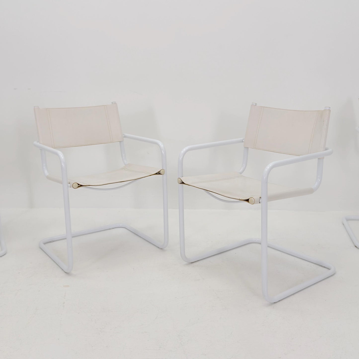 Set of 4 Mid Century Bauhaus Dining Chairs by Mart Stam & Marcel Breuer for Fasem Italy, 1980s – Rare All White Edition Cantilever Chairs