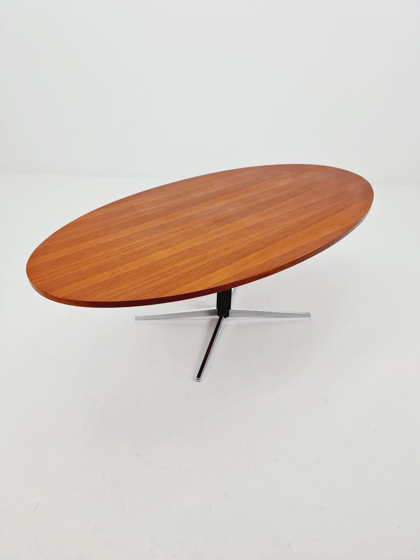 vintage teak Oval coffe table by Wilhelm Renz 1950