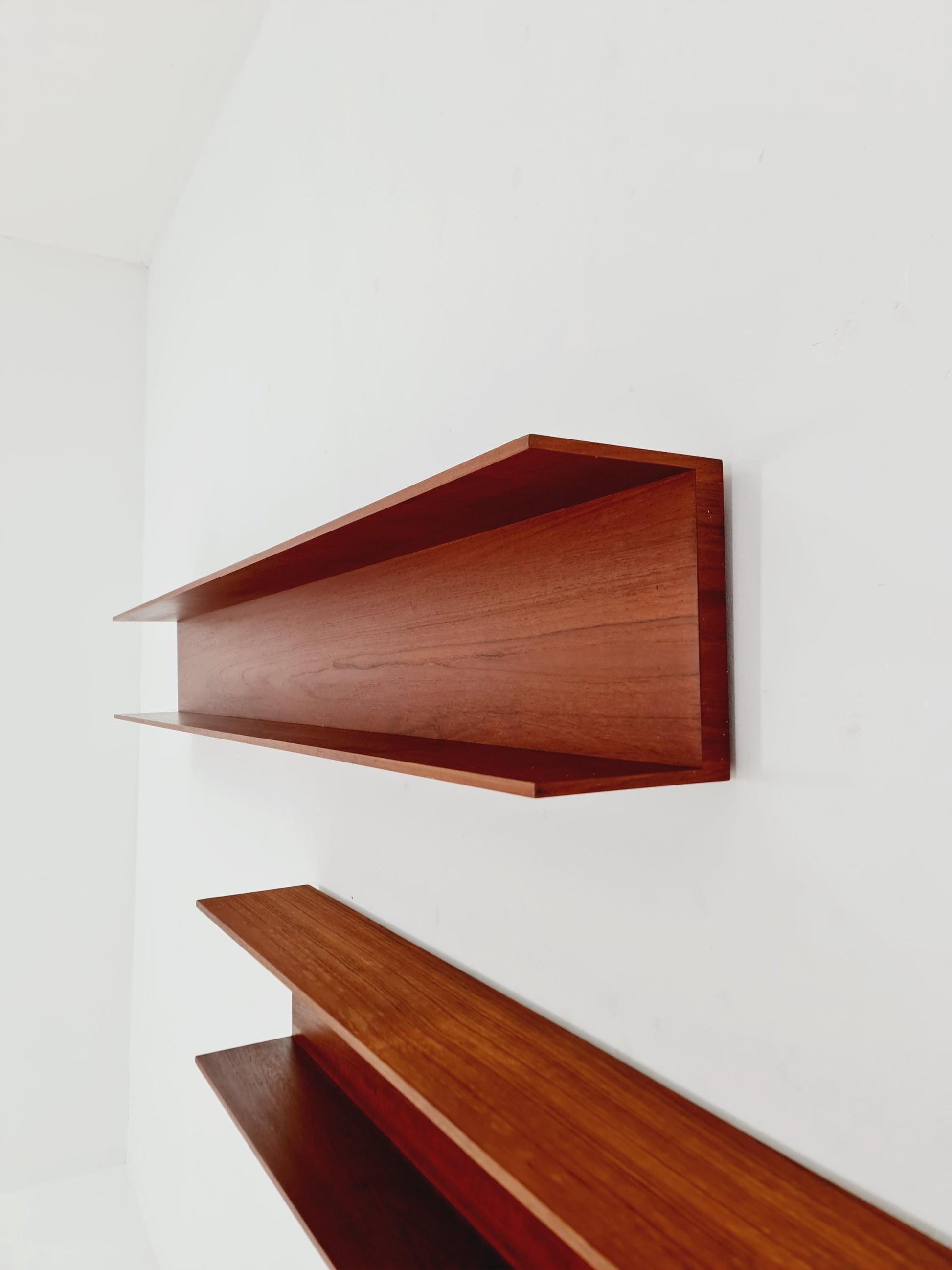 Long German Wilheilm Renz for Walter Renz hanging shelf, 1960s