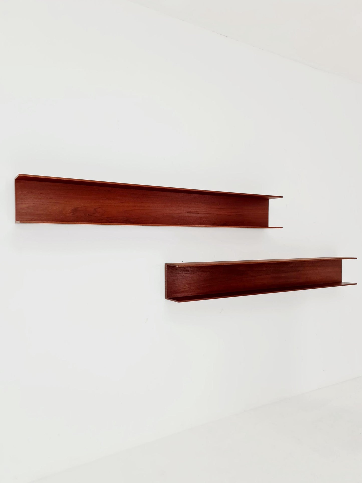 Long German Wilheilm Renz for Walter Renz hanging shelf, 1960s