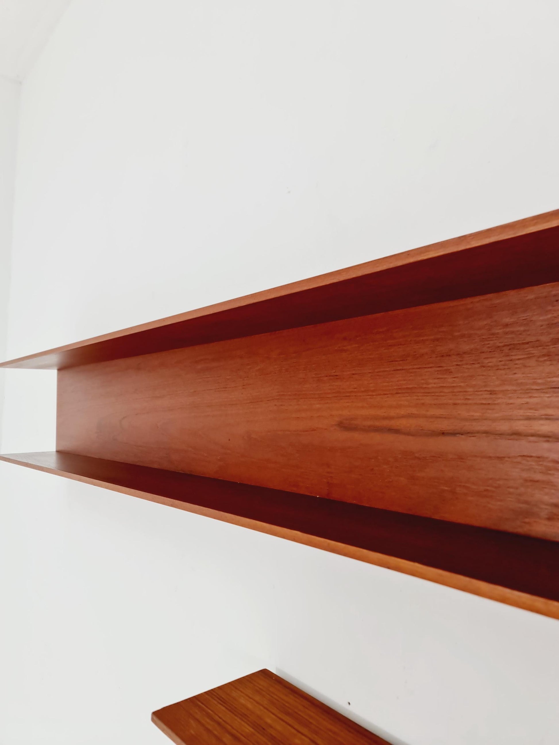 Long German Wilheilm Renz for Walter Renz hanging shelf, 1960s