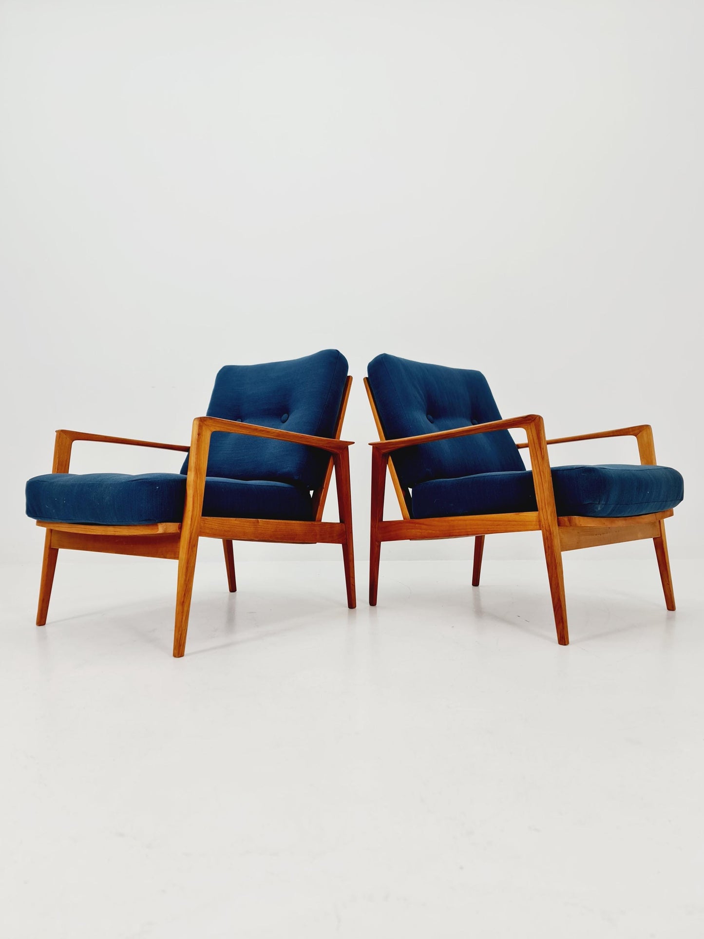 Midcentury easy chairs by Walter Knoll for Knoll Antimott , Germany, 1960s, Set of 2