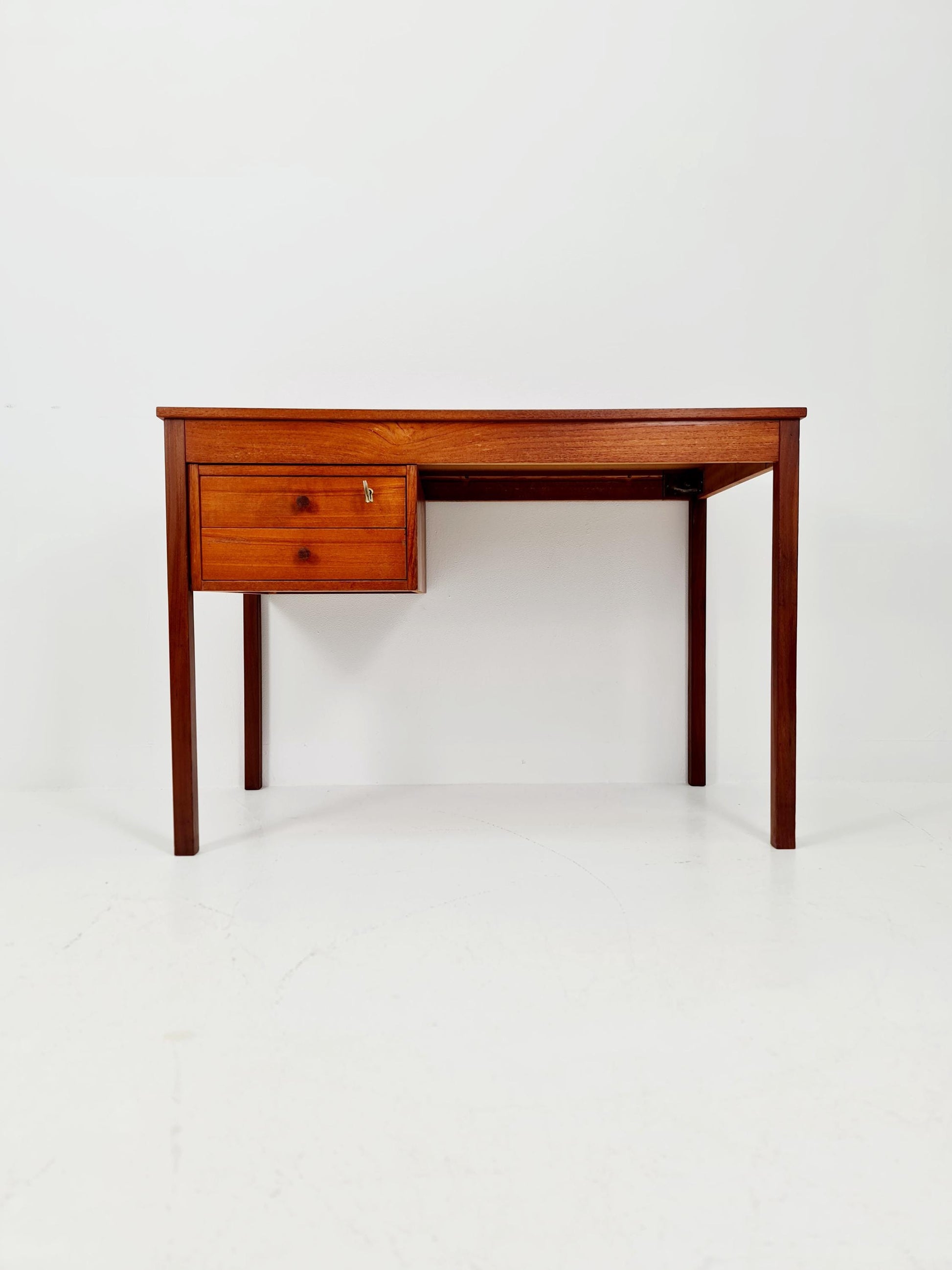 Midcentury Danish Teak Desk by Domino mobler, 1960s