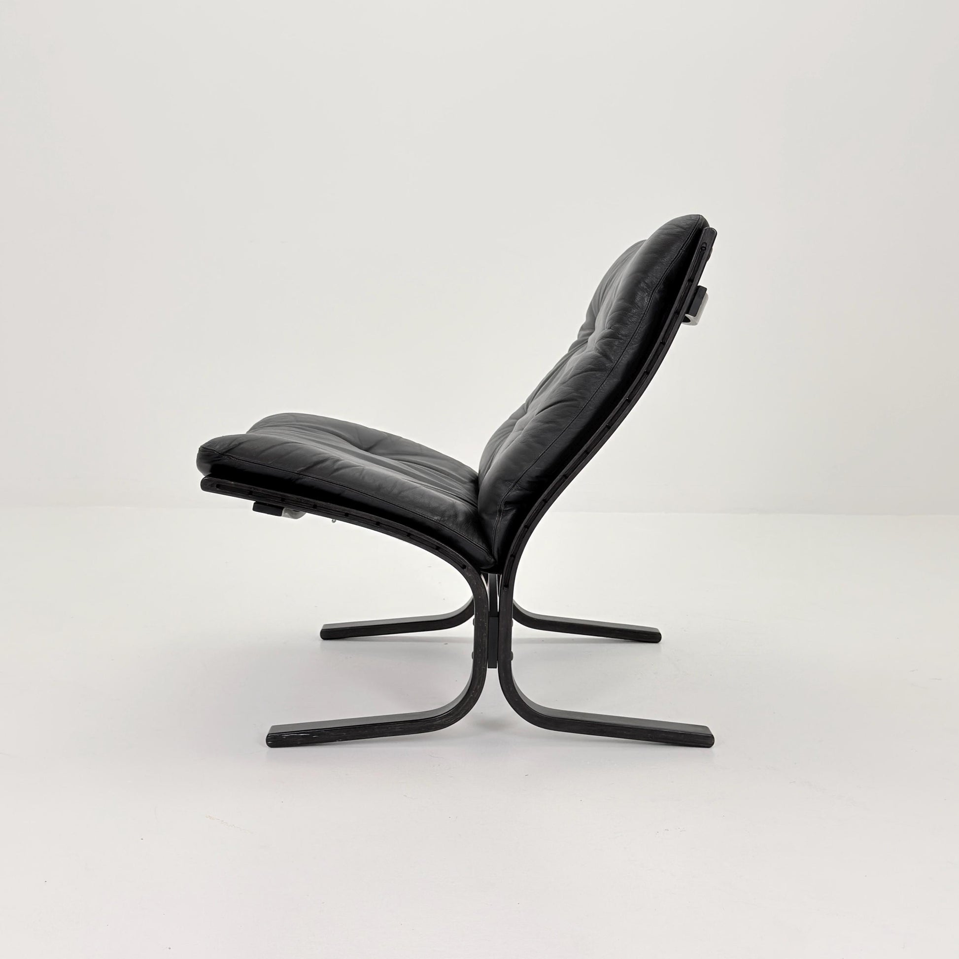 1 of 4 Mid-Century Norwegian Siesta Chair | Black Edition | Ingmar Relling for Westnofa, 1960s