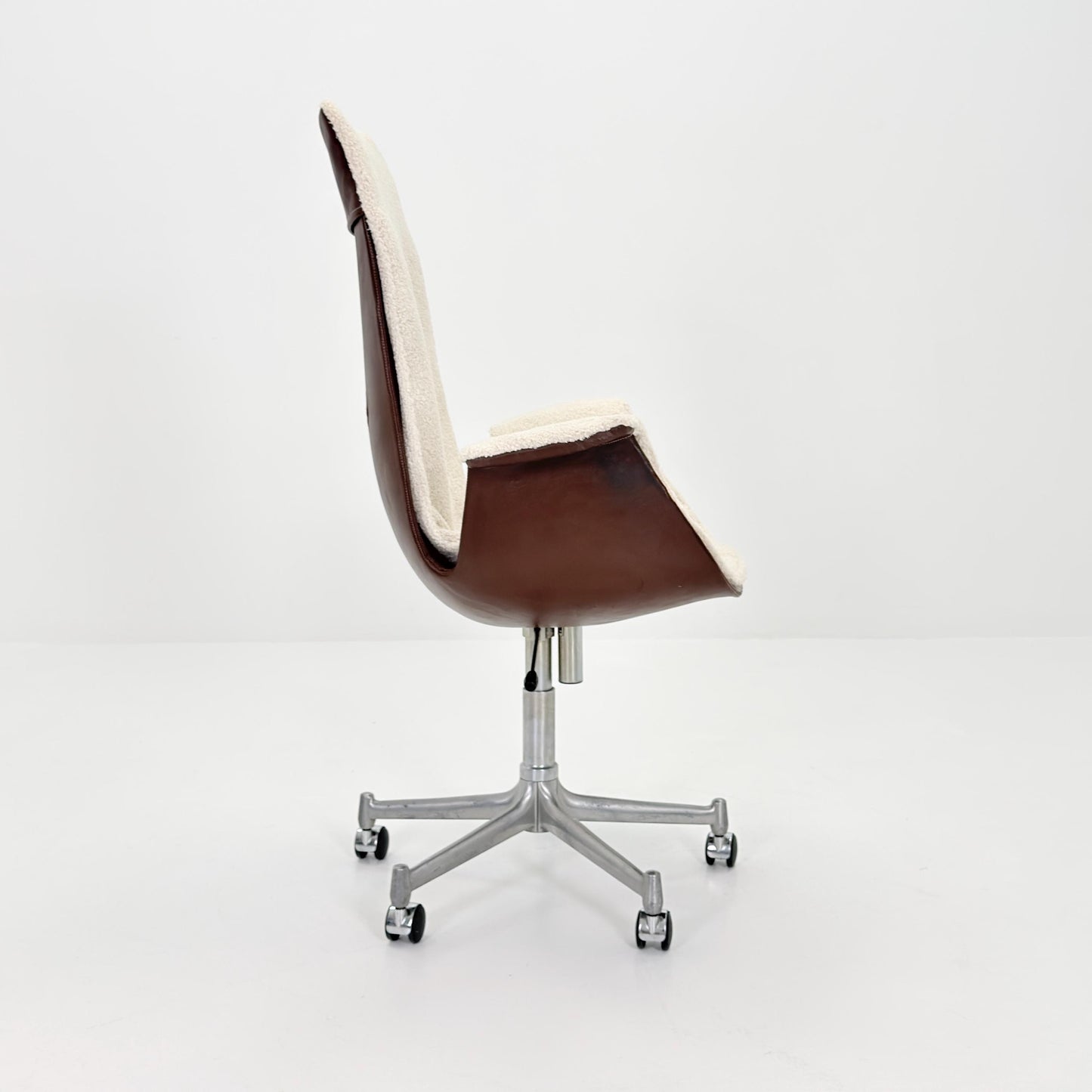 Mid centruy Tulip Desk Chair Modell 6725 by Preben Fabricius & Jørgen Kastholm – for Walter Knoll, 1960s by Kill