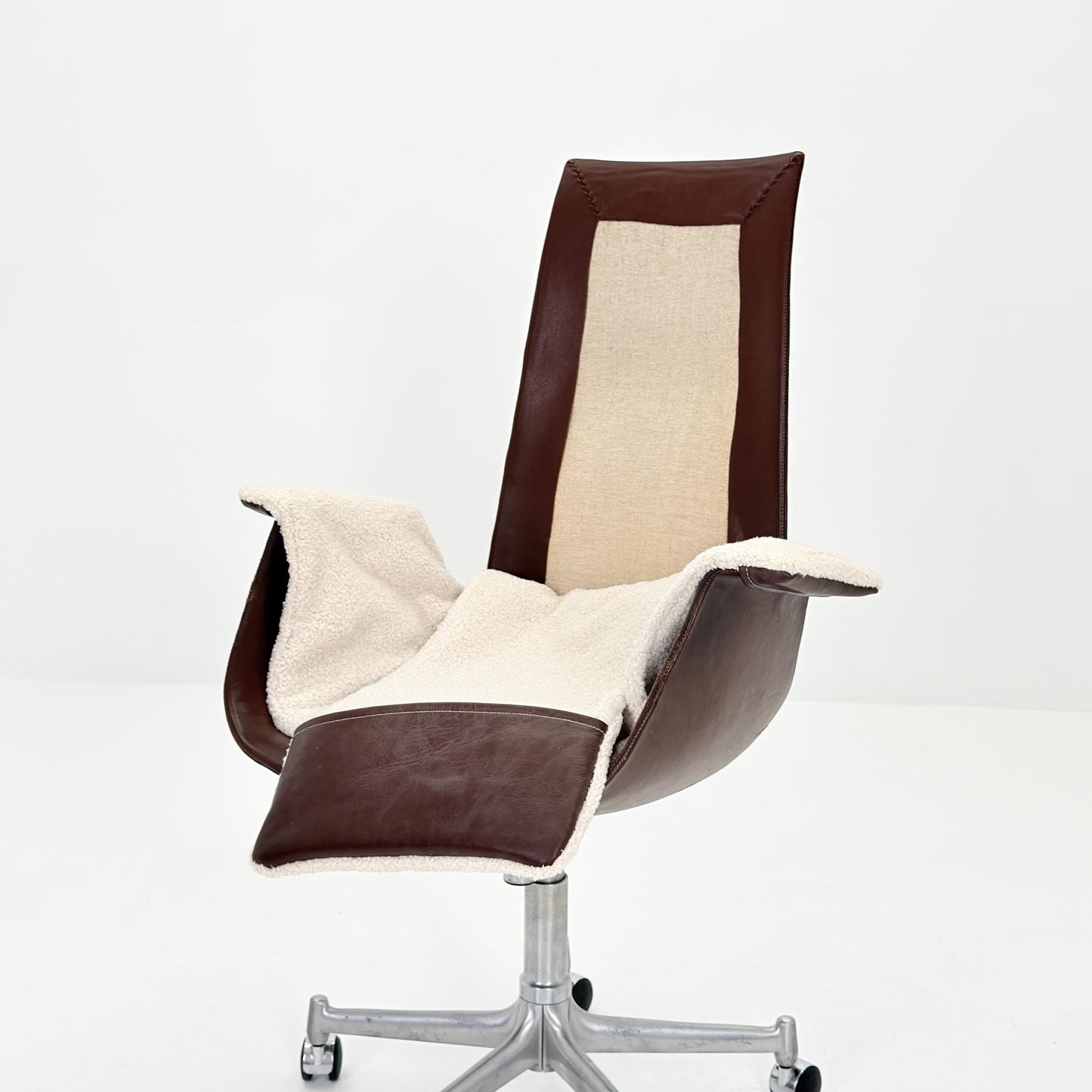 Mid centruy Tulip Desk Chair Modell 6725 by Preben Fabricius & Jørgen Kastholm – for Walter Knoll, 1960s by Kill