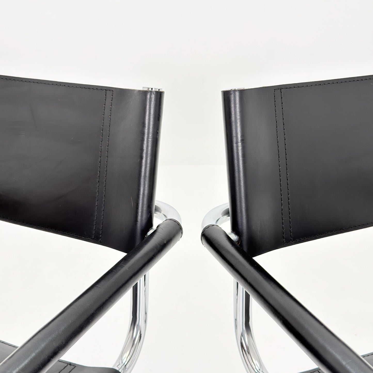 Set of 2 Mid century Bauhaus B34 black leather cantilevered chairs by Mart Stam for centro Studi italy 1980s