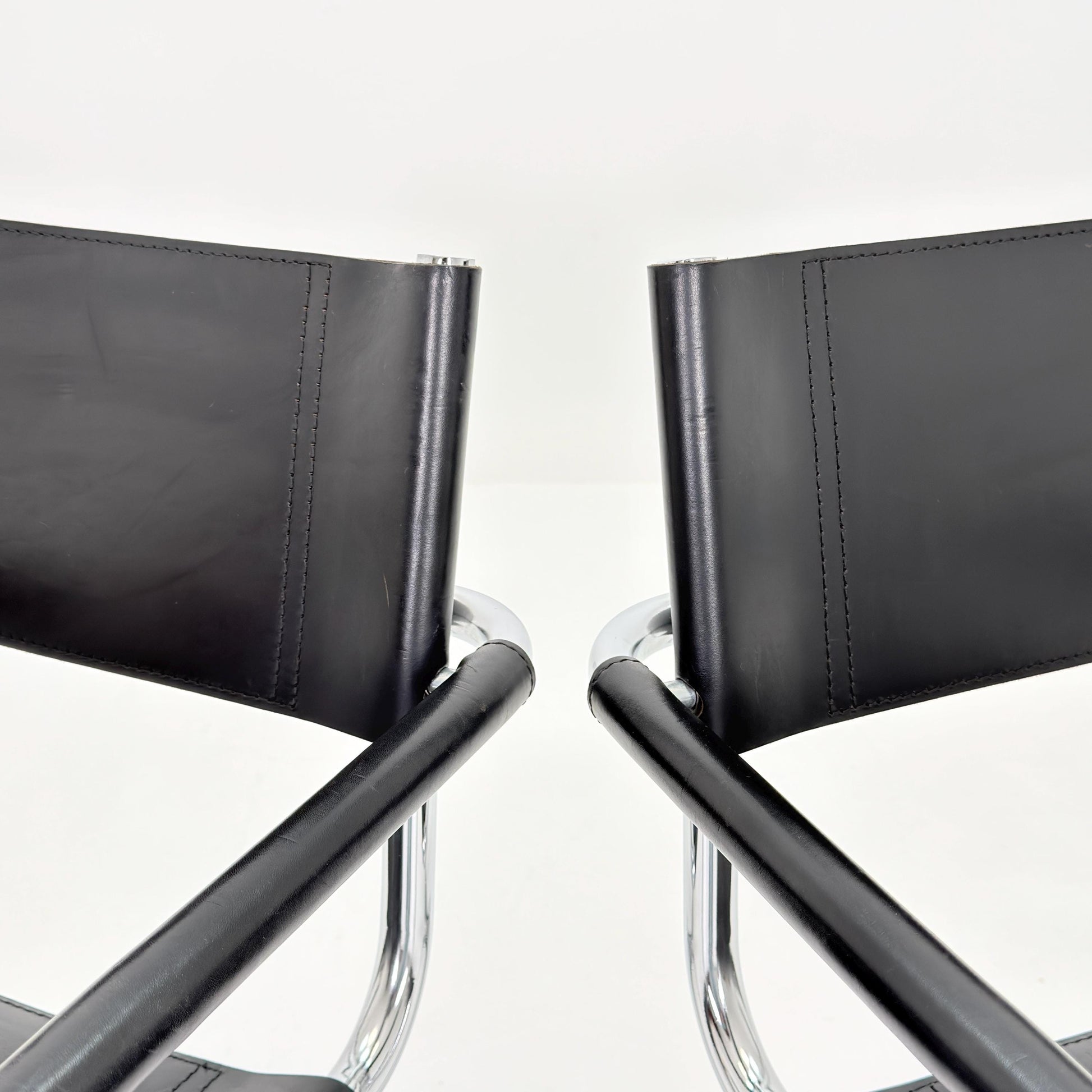 Set of 2 Mid century Bauhaus B34 black leather cantilevered chairs by Mart Stam for centro Studi italy 1980s