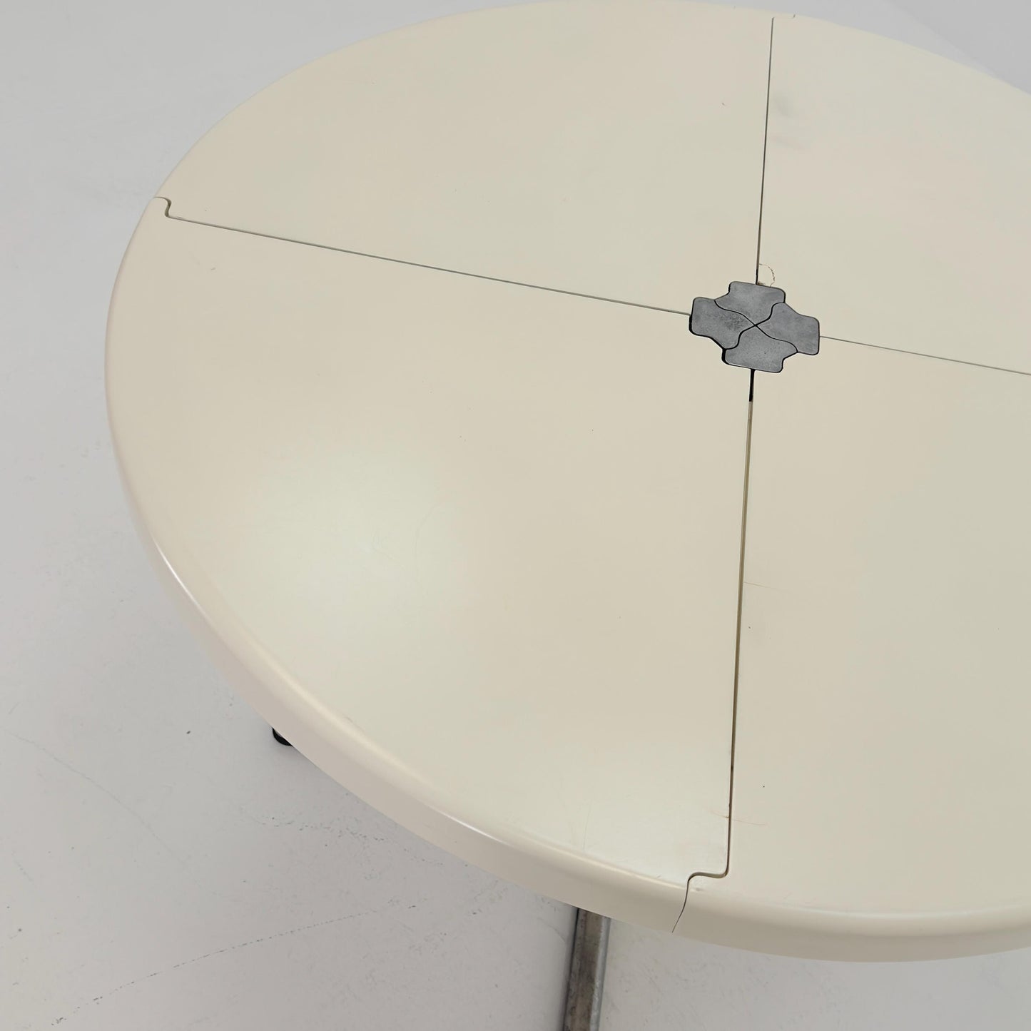 Mid century Italian Plano Folding white Table by Giancarlo Piretti, 1970s
