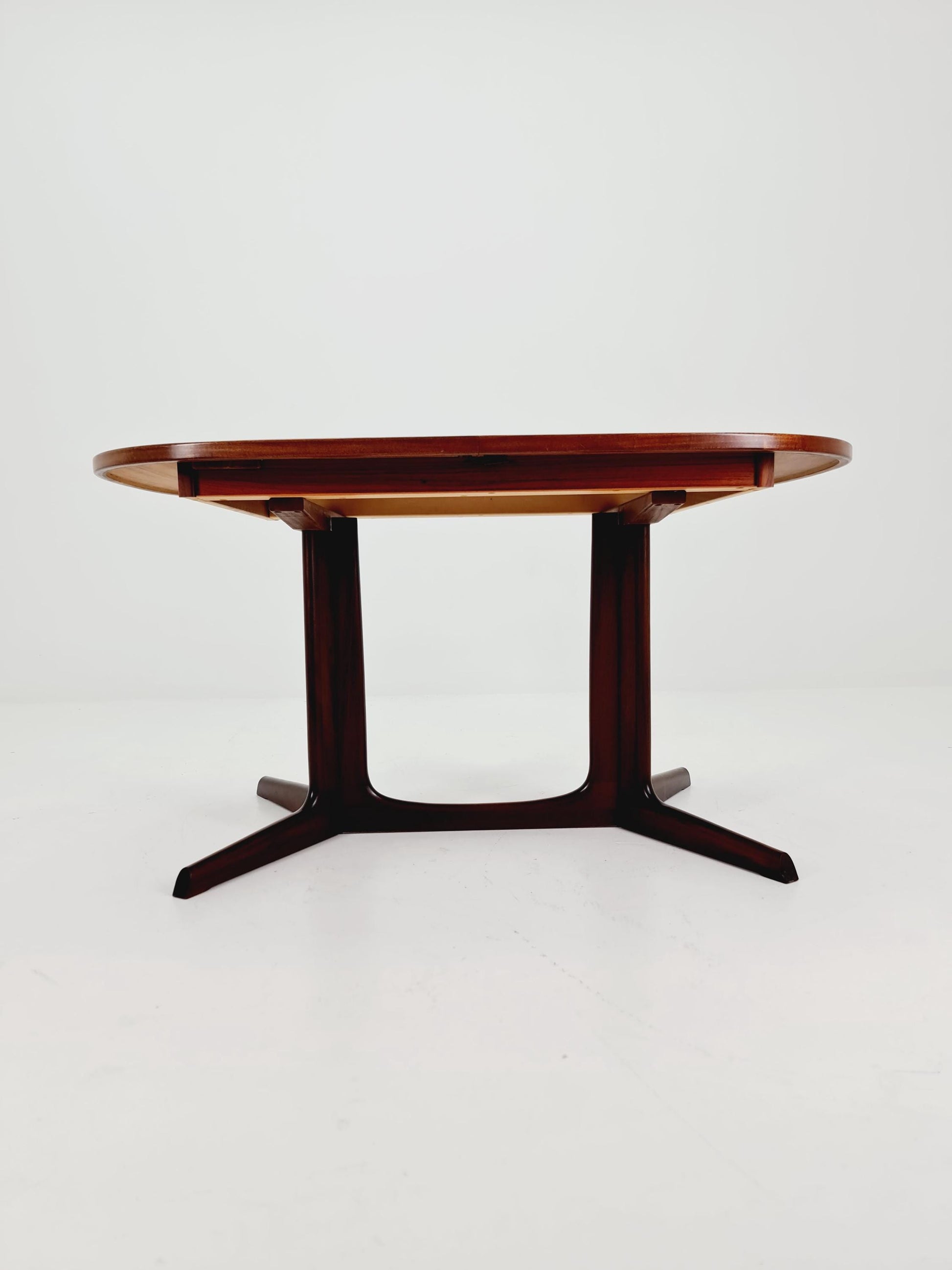Vintage Danish Rosewood Oval Dining table by Gudme Möbelfabrik A/S , 1960s