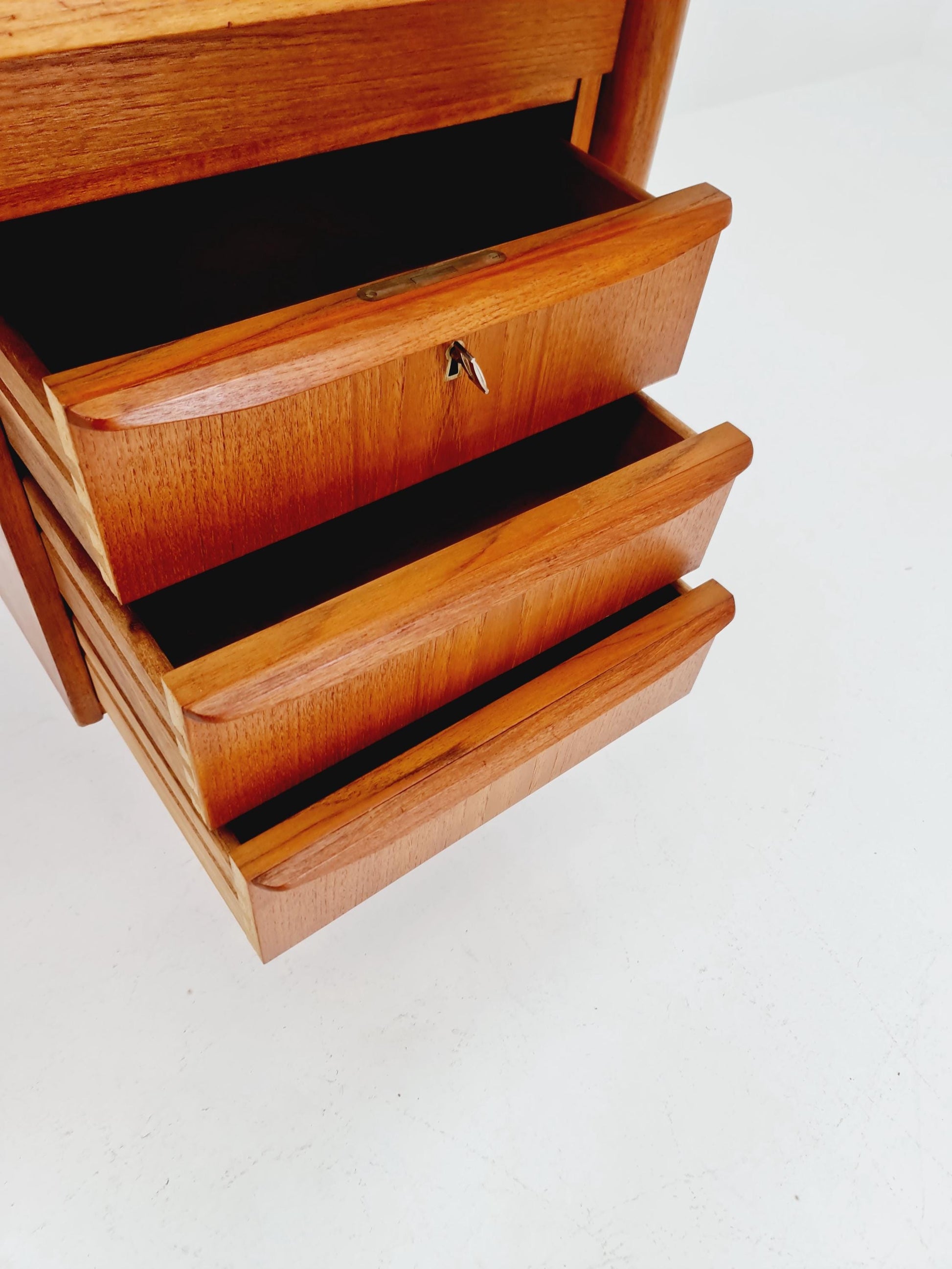 Mid century Danish teak desk By Gunnar Nielsen Tibergaard , 1960s