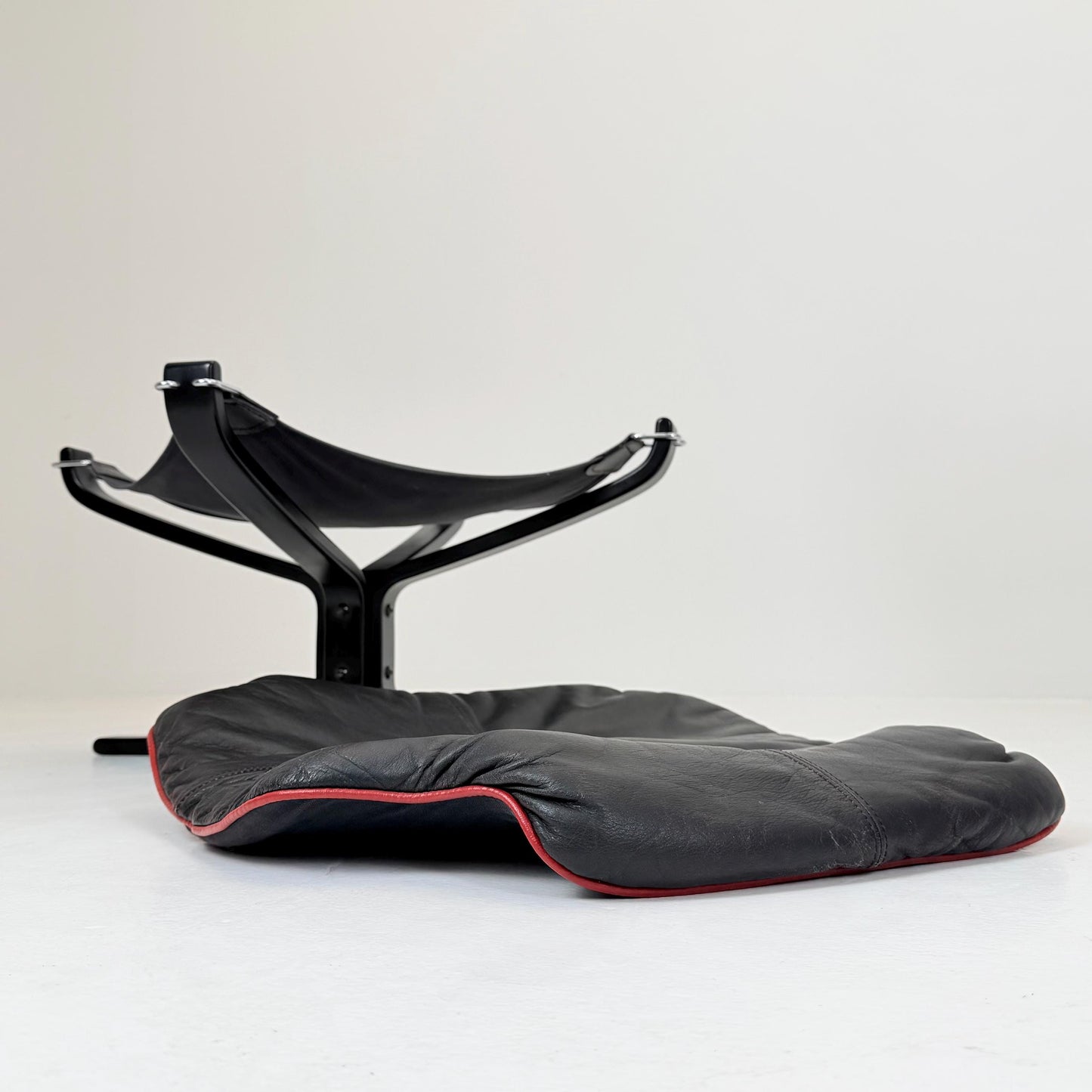 Mid century Falcon Lounge chair and footstool by Sigurd Ressell for Vatne Møbler, 1970s, set of 2