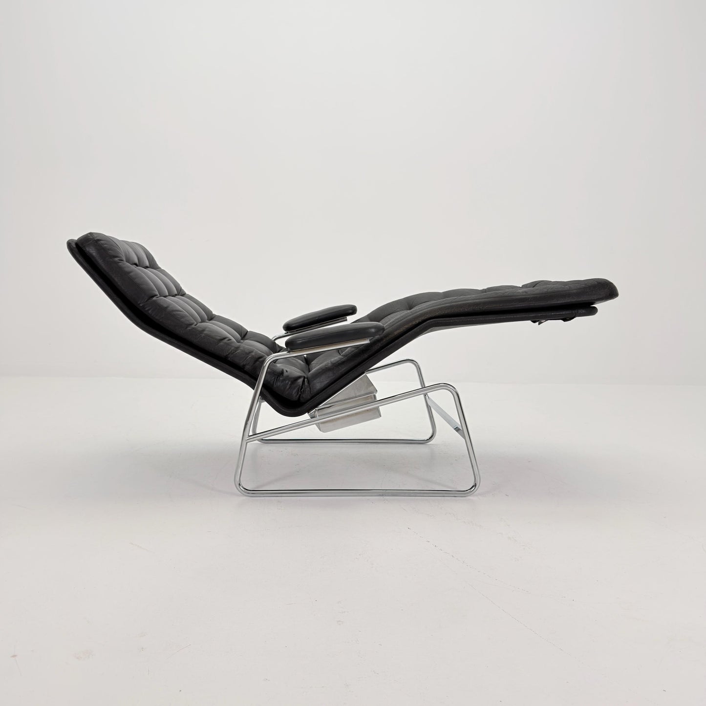 Rare Mid Century Fenix easy leather chair for DUX by Sam Larsson 1970s Sweden