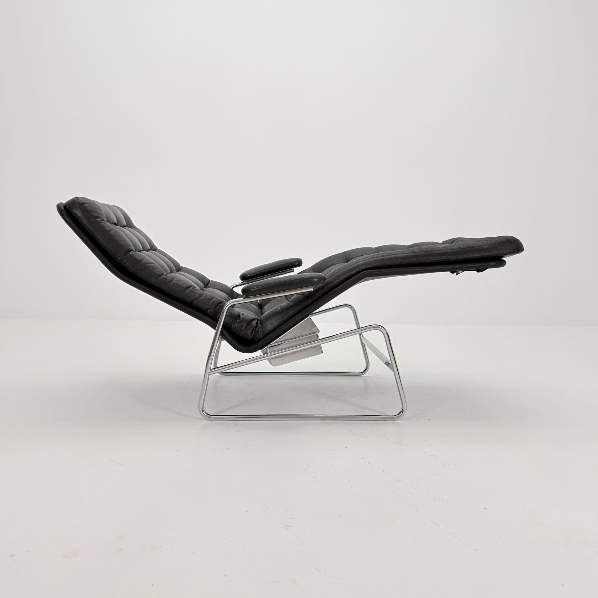 Rare Mid Century Fenix easy leather chair for DUX by Sam Larsson 1970s Sweden