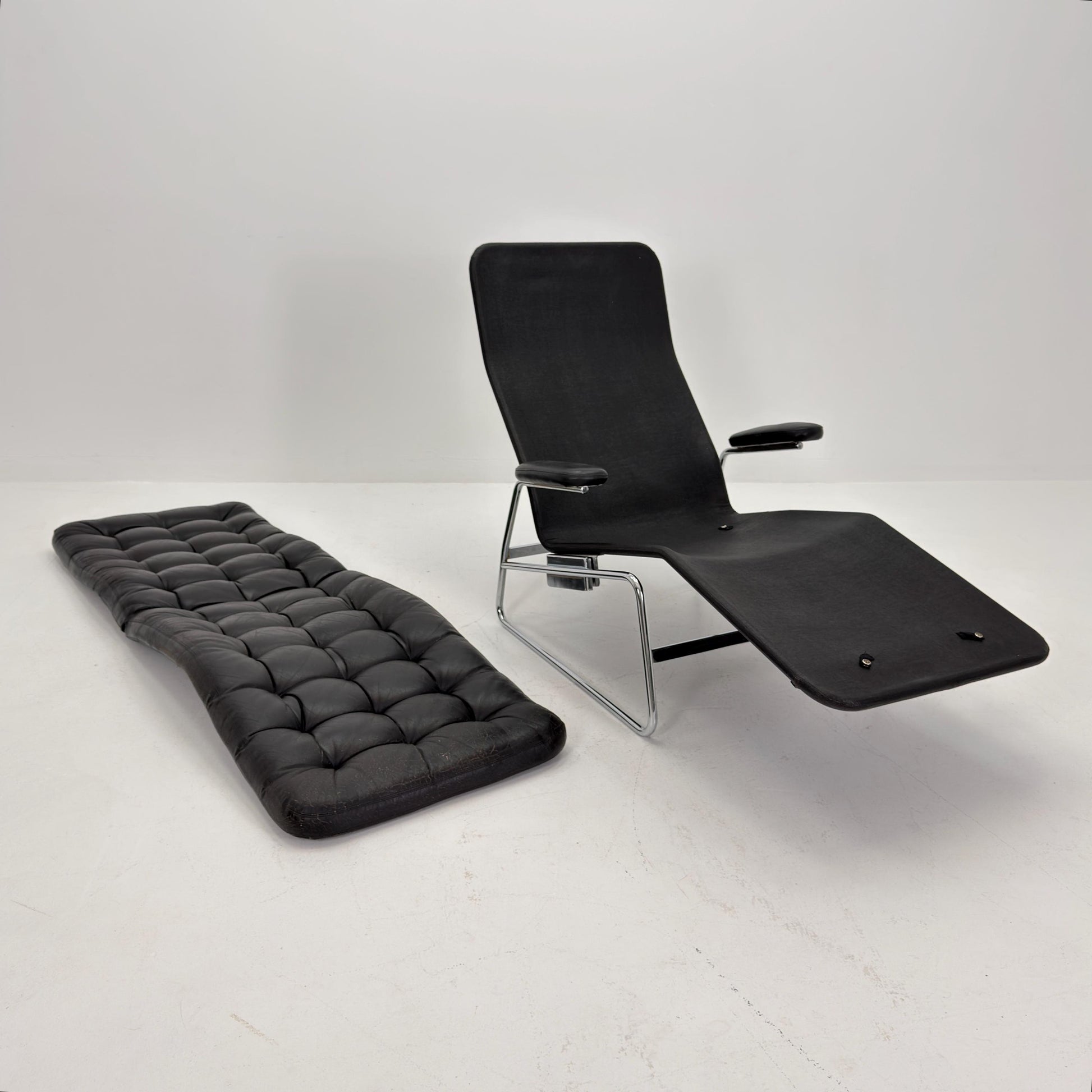 Rare Mid Century Fenix easy leather chair for DUX by Sam Larsson 1970s Sweden