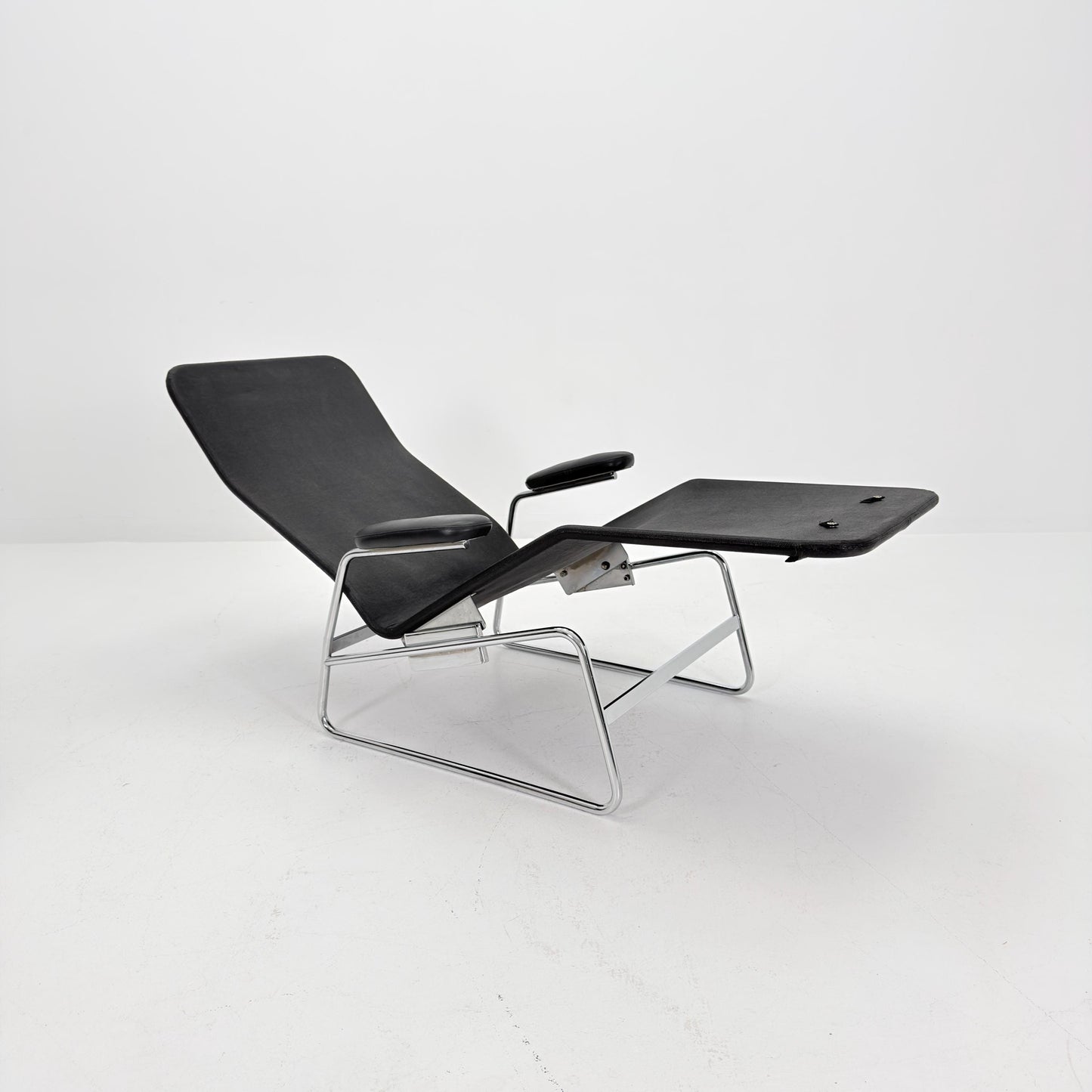Rare Mid Century Fenix easy leather chair for DUX by Sam Larsson 1970s Sweden