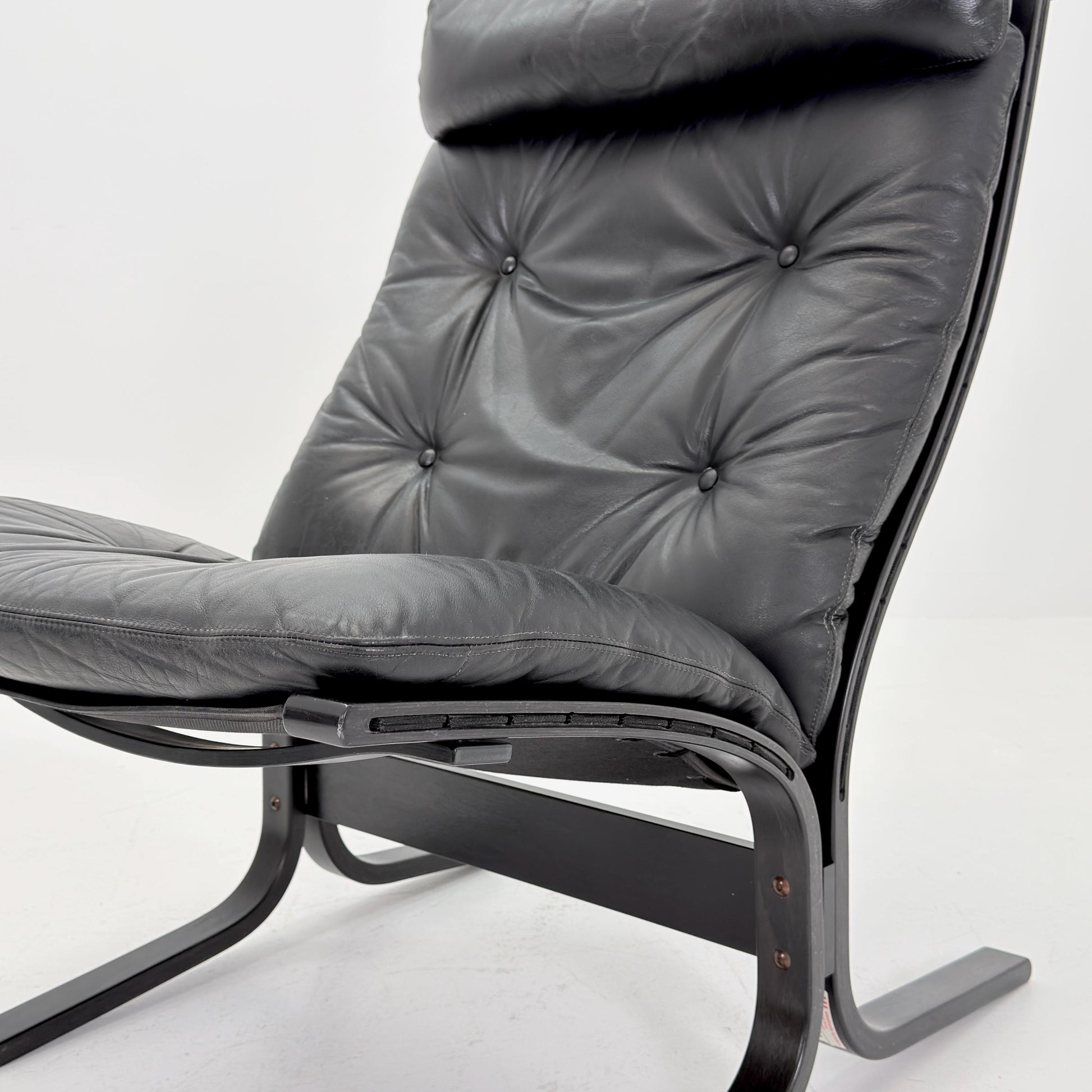Mid century armchair “Siesta” high back black edition by Ingmar Relling, Westnofa Furniture, Norway. 1960s