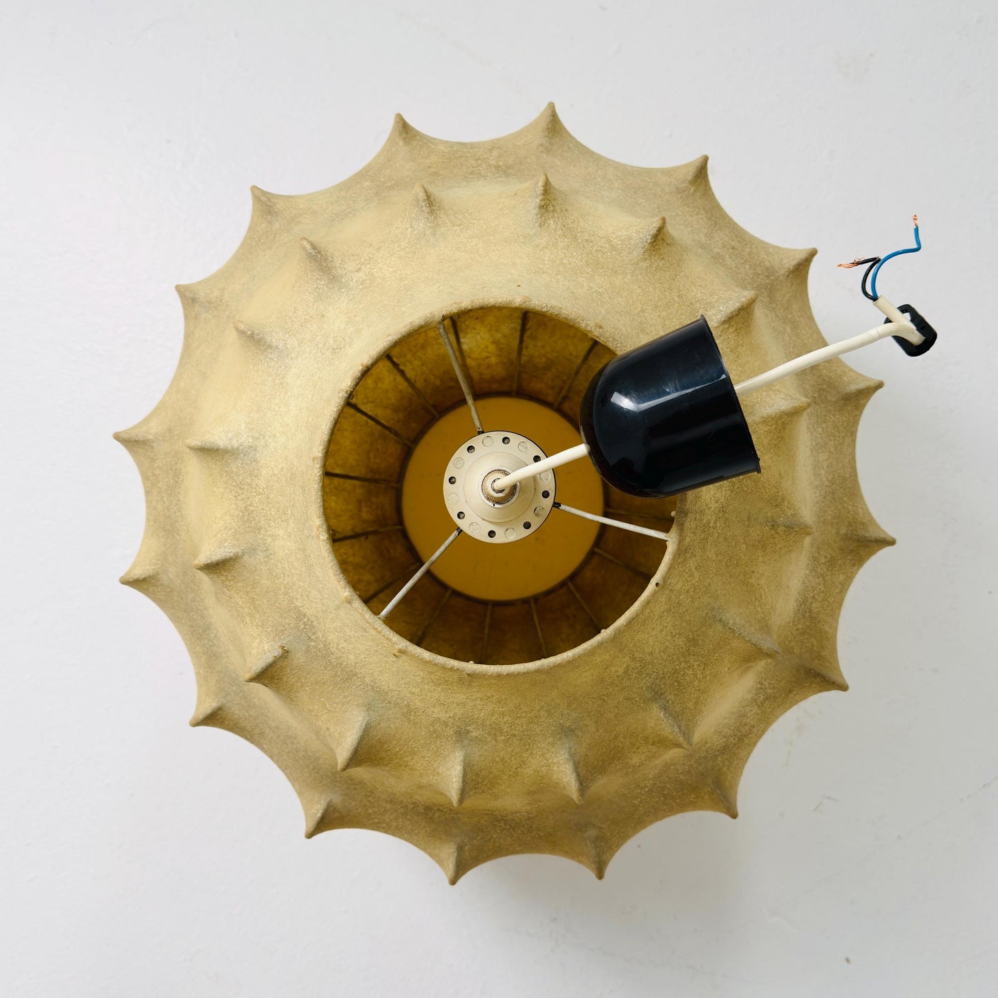 Mid-Century Modern Cocoon Pendant Light, rare Shape by Achille Castiglioni – 1960s Italy
