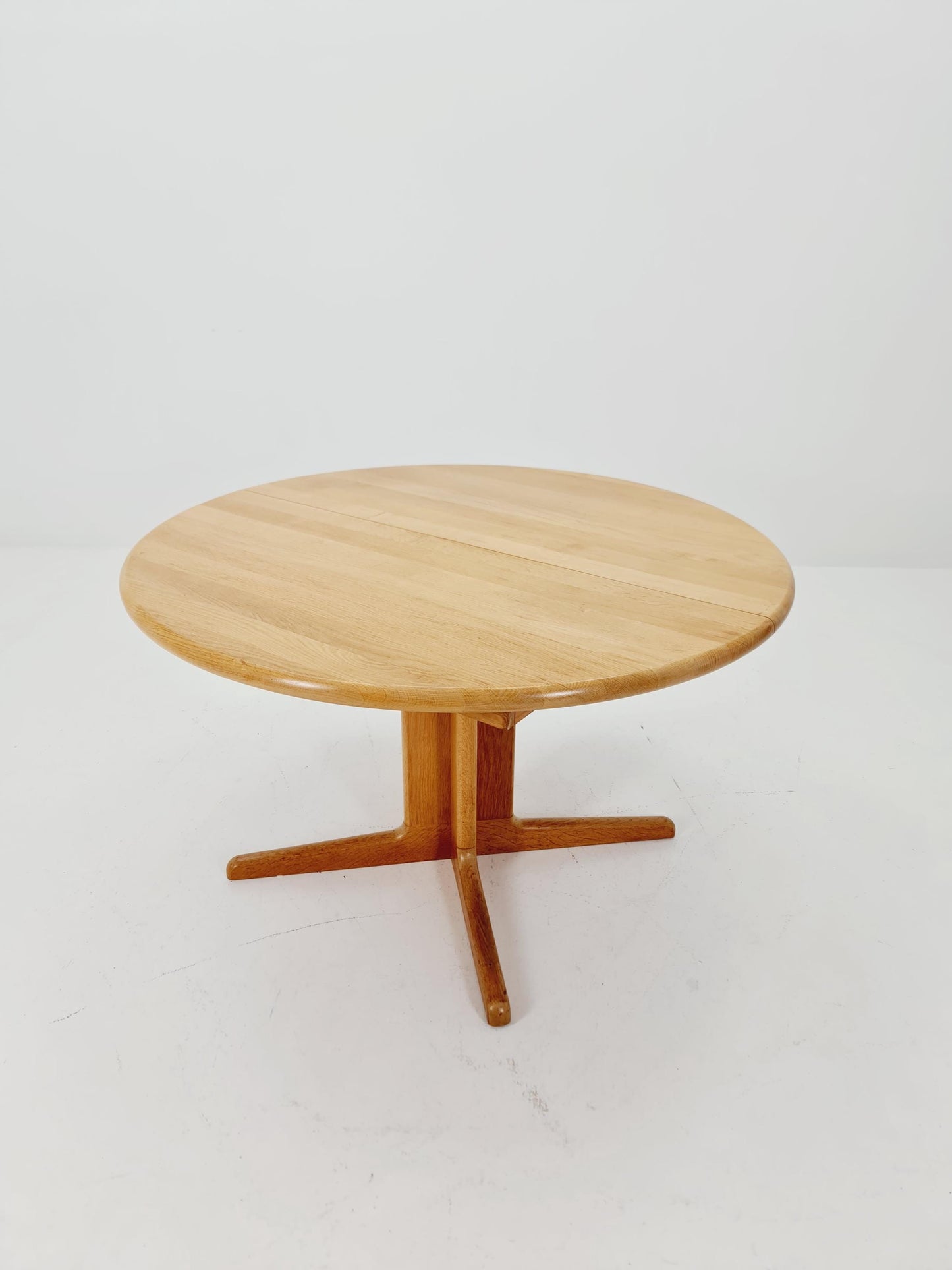 Mid century extendable Danish Modern Solid Oak dining table by Niels Möller , 1970s