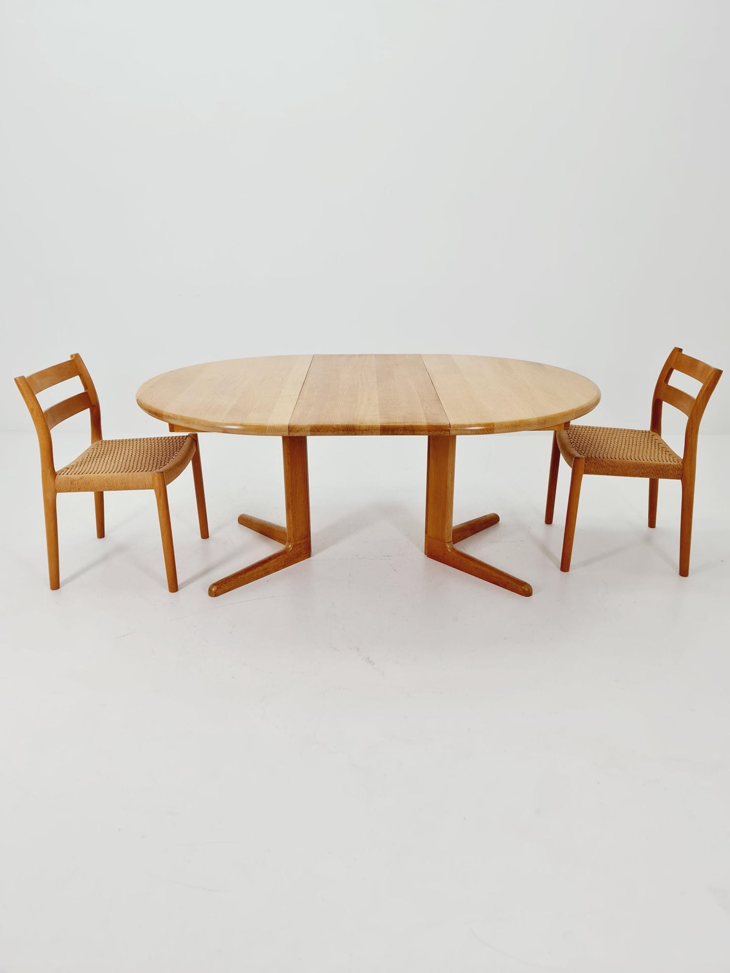 Mid century extendable Danish Modern Solid Oak dining table by Niels Möller , 1970s