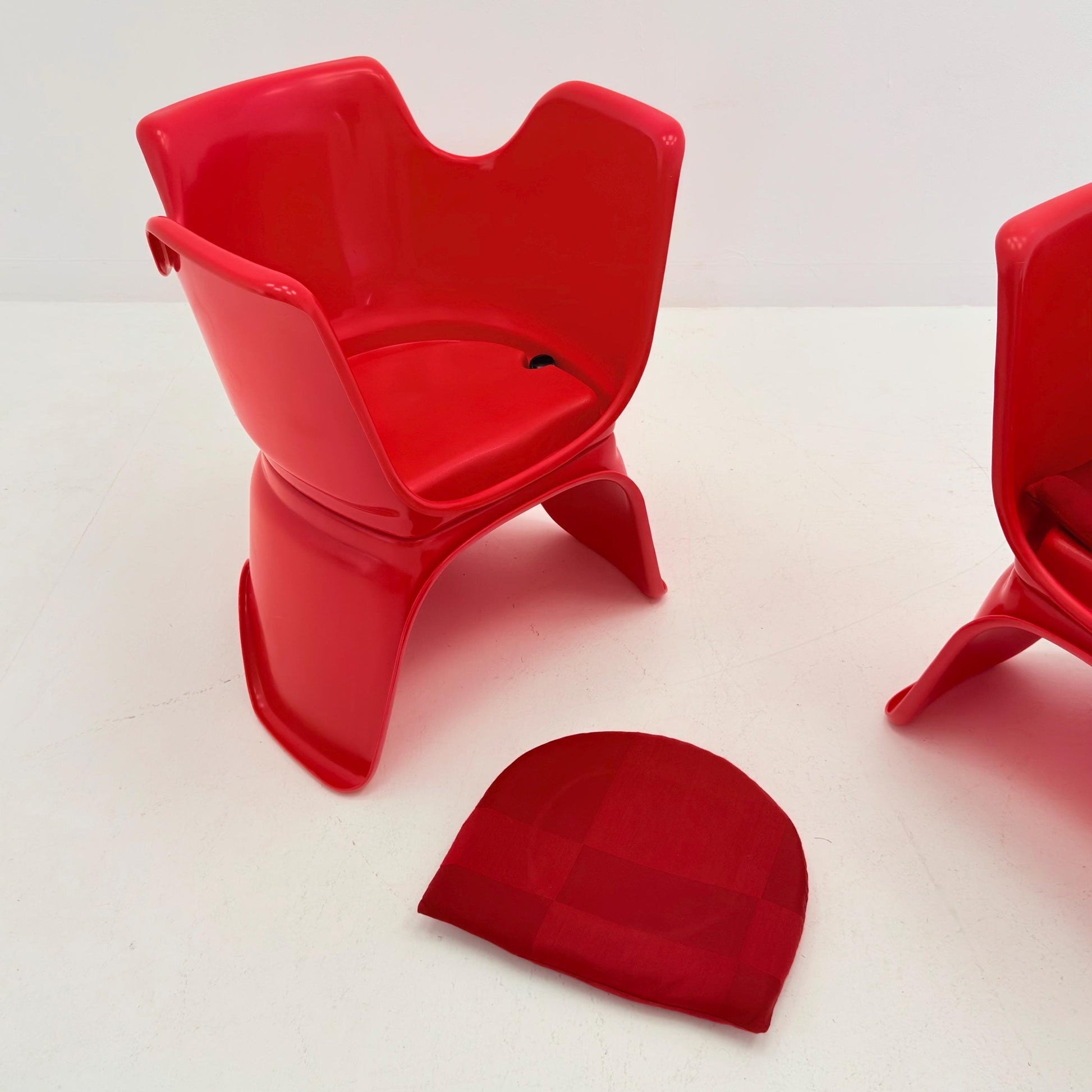 Mid Century Space Age “Hacca” Lounge Chairs by Bolzani, Spagnoli & Zerbi for Martini, Italy 1972 – Set of 2