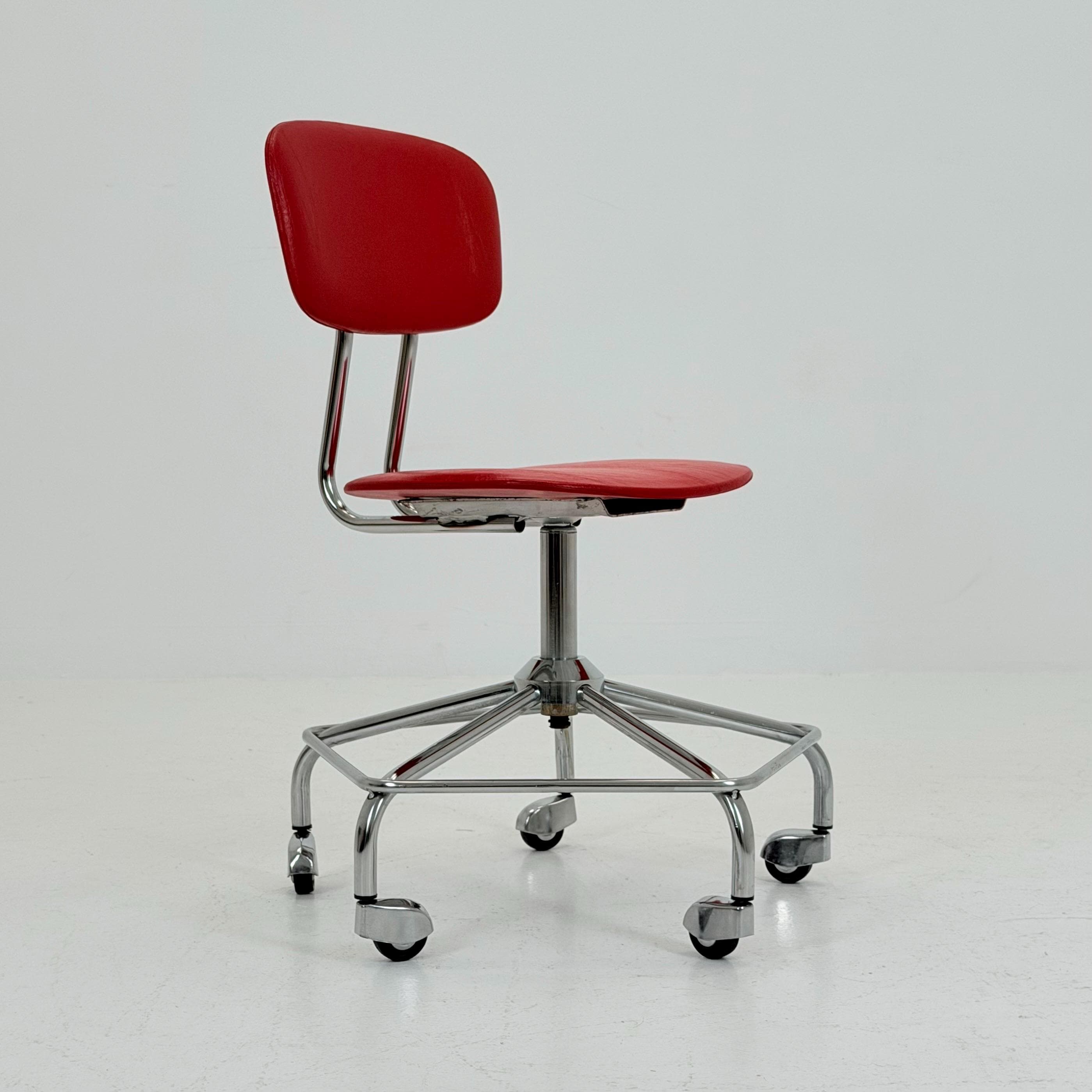DESK CHAIRS – MIDAGEVINTAGE