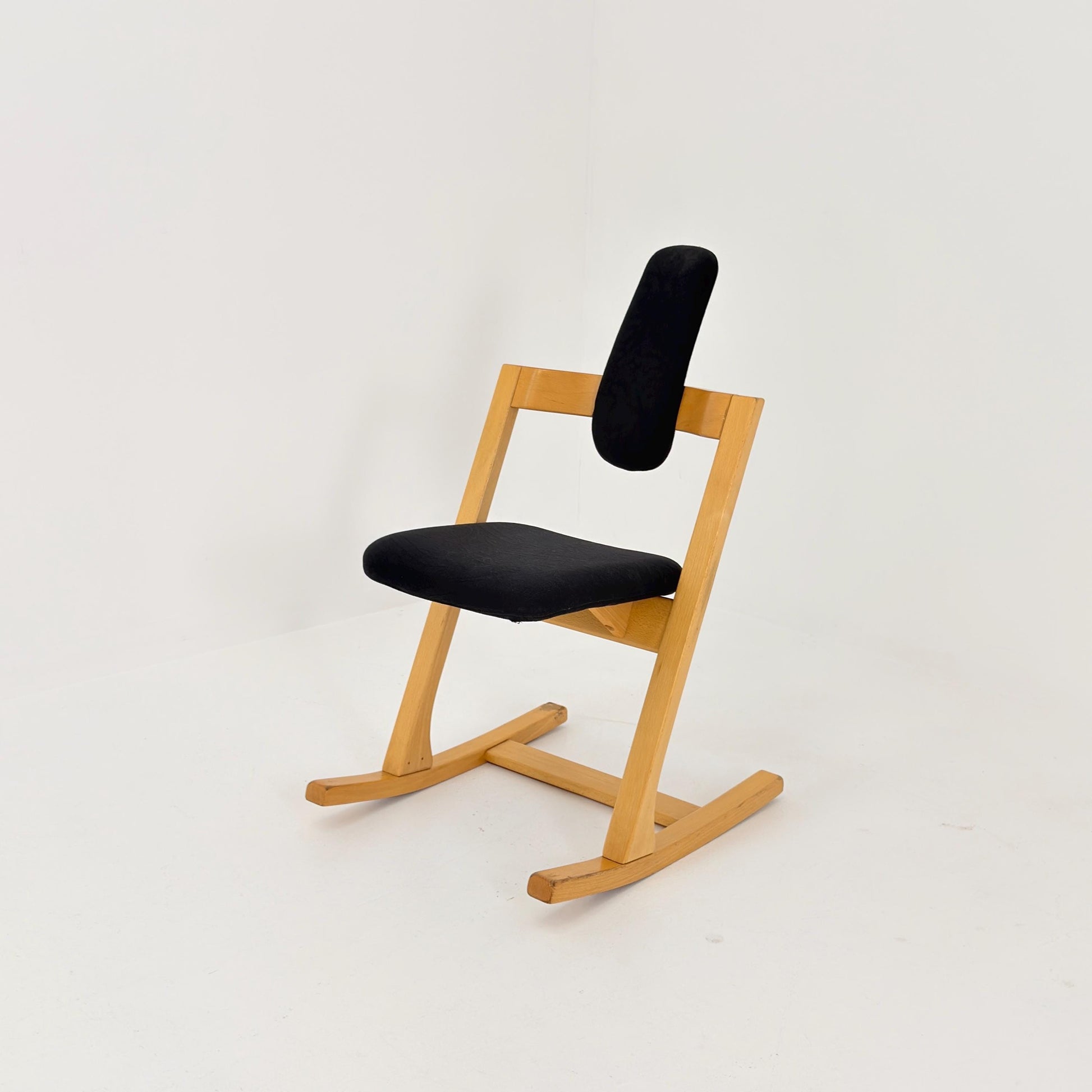 1 of 2 Mid-Century Pendulum Rocking Chair by Peter Opsvik for Stokke Norway, 1980s