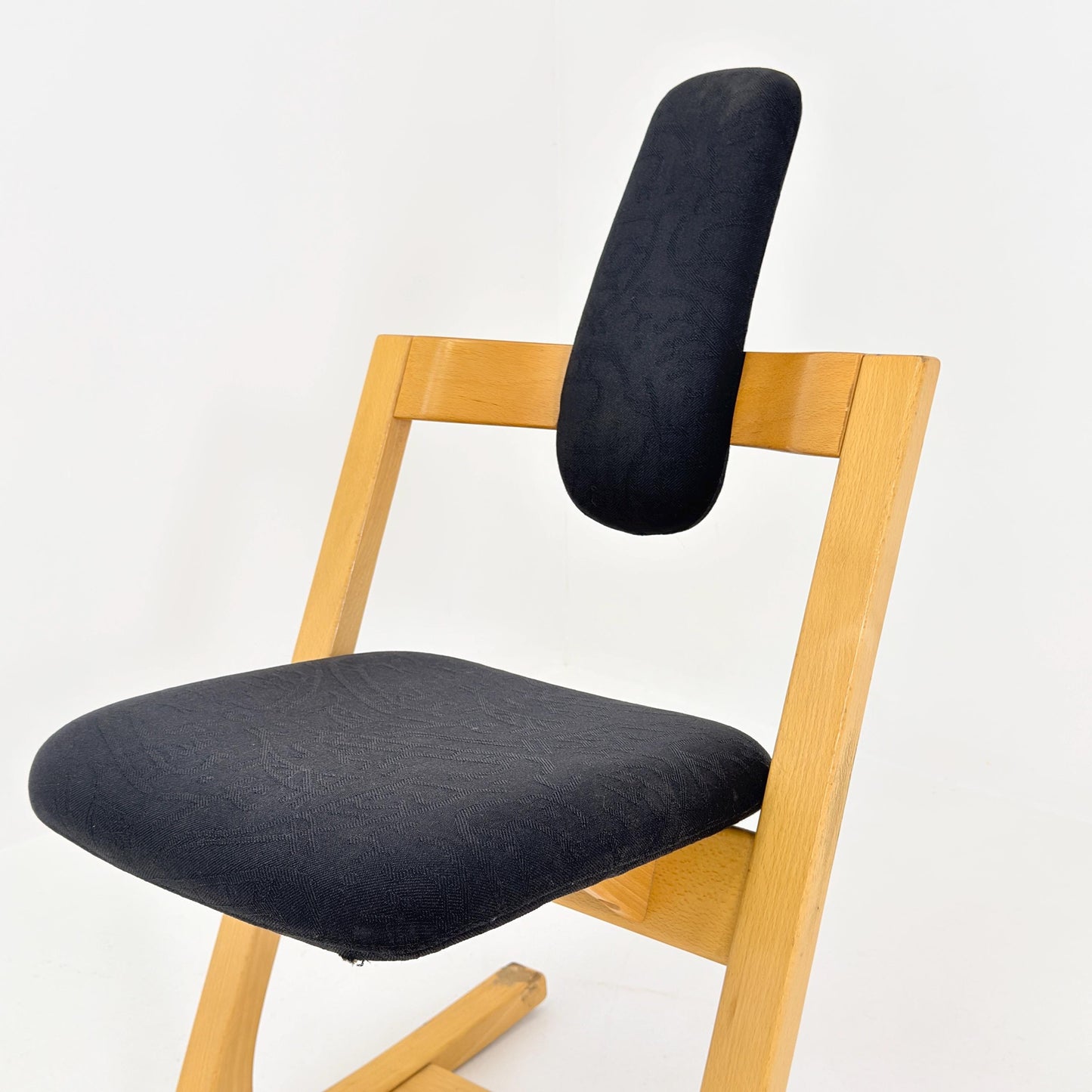 1 of 2 Mid-Century Pendulum Rocking Chair by Peter Opsvik for Stokke Norway, 1980s