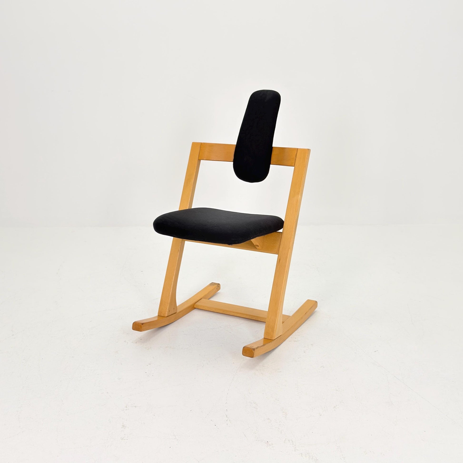 1 of 2 Mid-Century Pendulum Rocking Chair by Peter Opsvik for Stokke Norway, 1980s