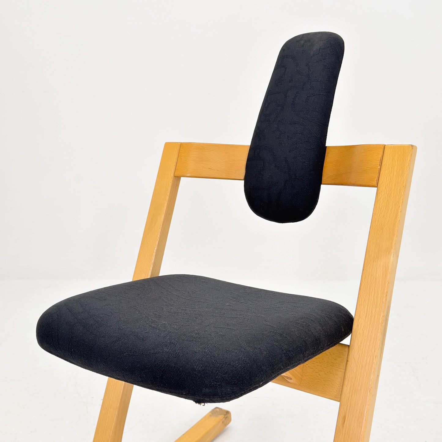1 of 2 Mid-Century Pendulum Rocking Chair by Peter Opsvik for Stokke Norway, 1980s