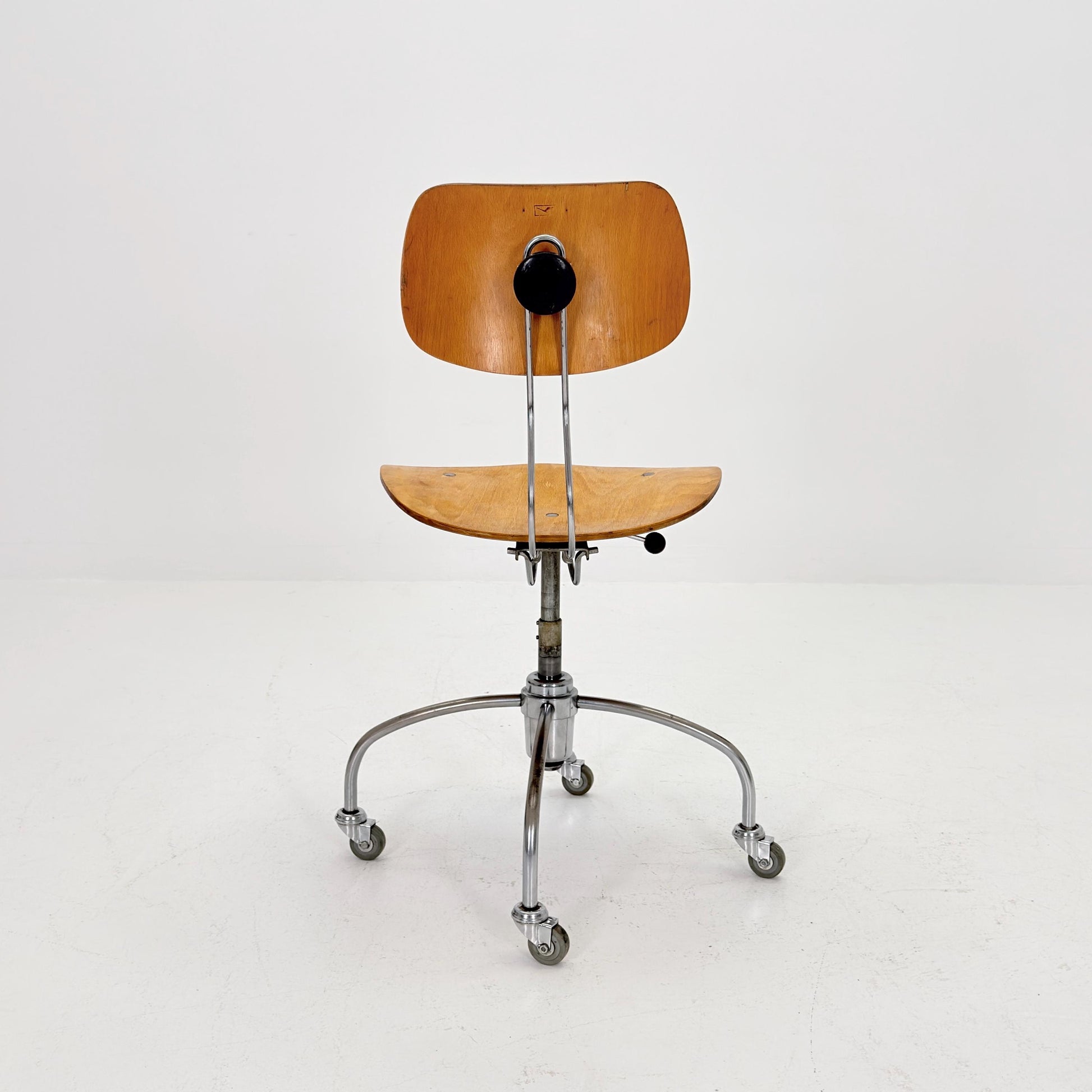 Mid century Swivel Bauhaus chair model by Egon Eiermann for Wilde & Spieth 1950s Germany