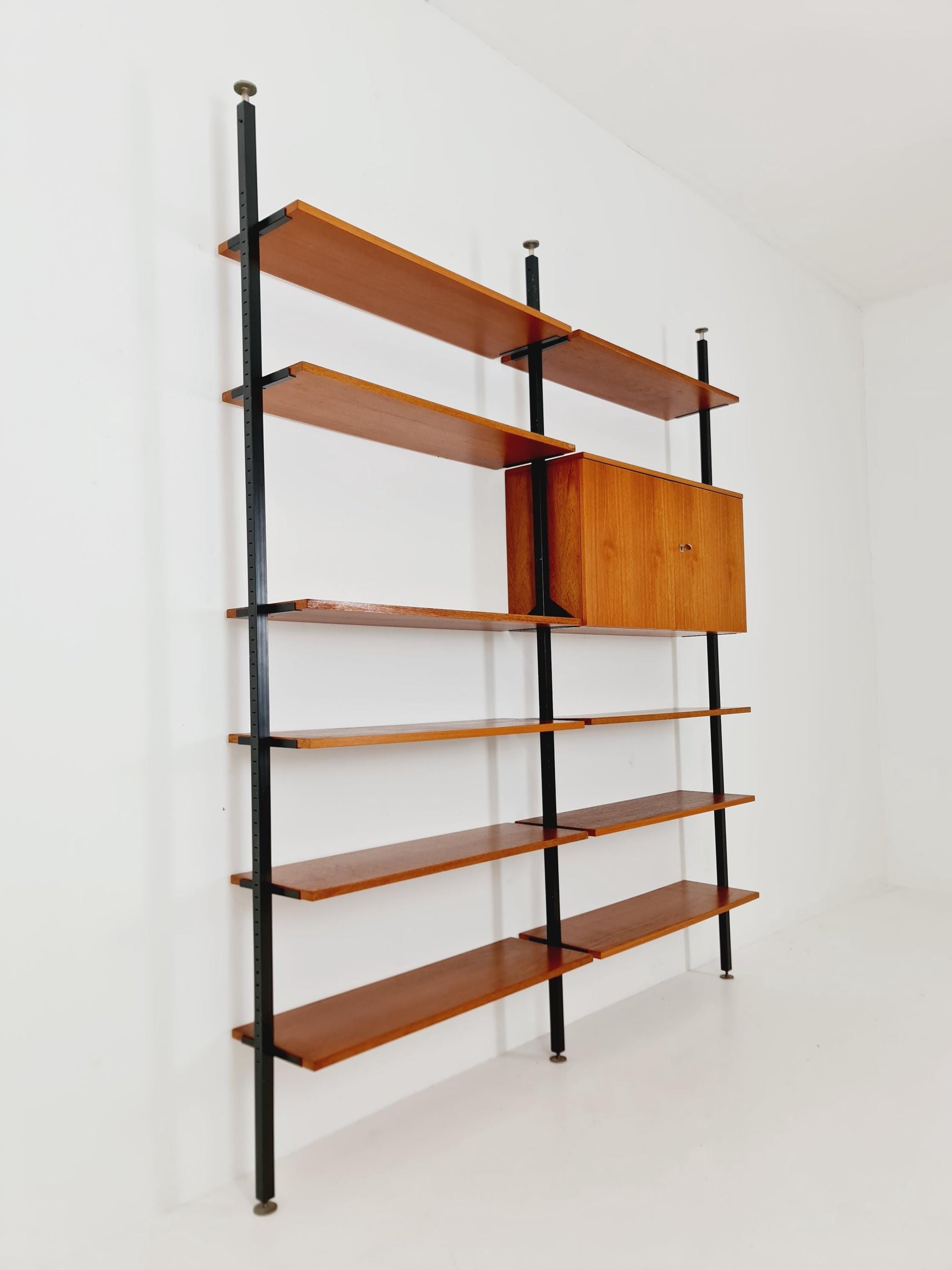Rare German freestanding shelf-system by Günter Renkel for Rego Twen in Teak 1950s