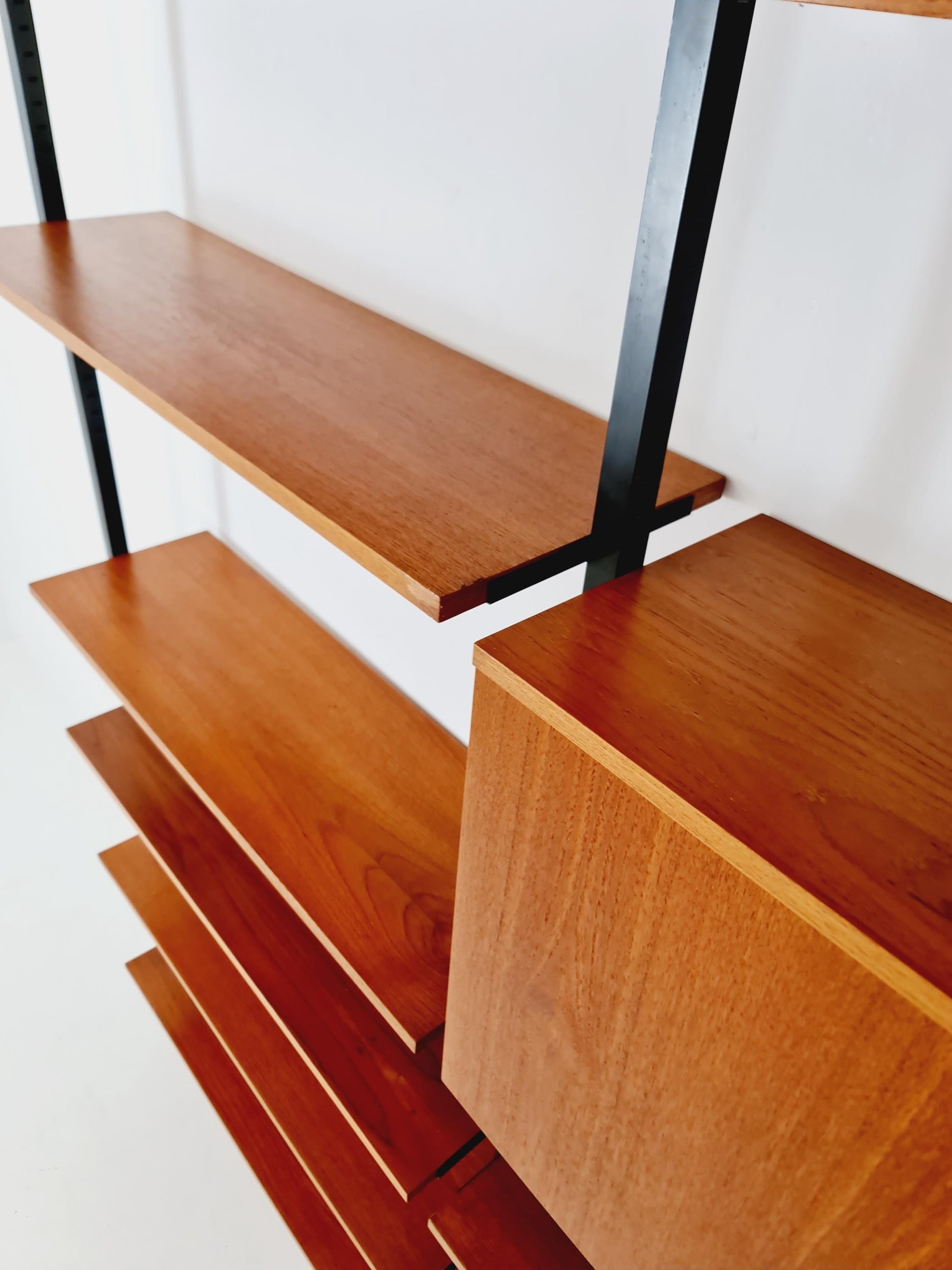 Rare German freestanding shelf-system by Günter Renkel for Rego Twen in Teak 1950s