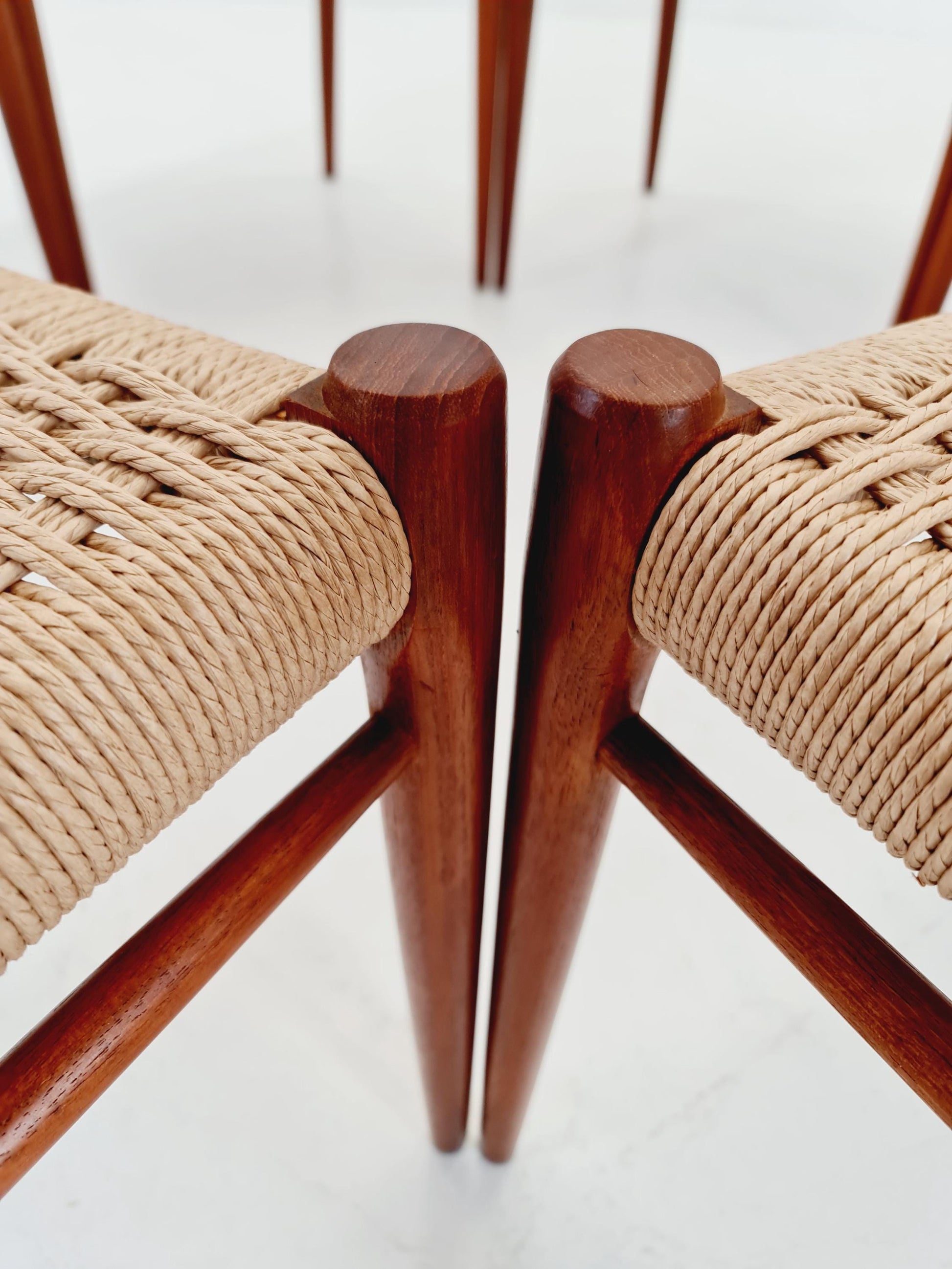 MidCentury Danish teak Dining Chairs Niels O.Moller, 1960s Modell 75 ,Set of 6