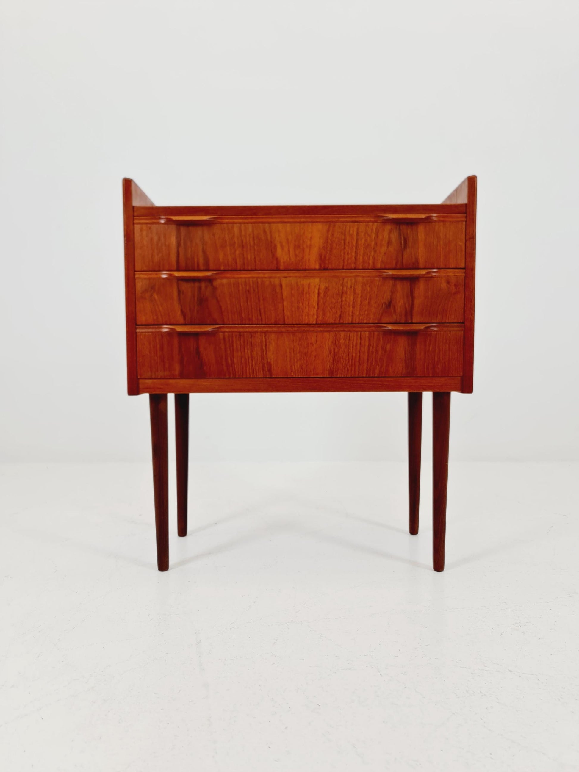 Midcentury danish drawer dresser /3 drawers by Henning Jørgensen for Fredericia Møbelfabrik , 1960s