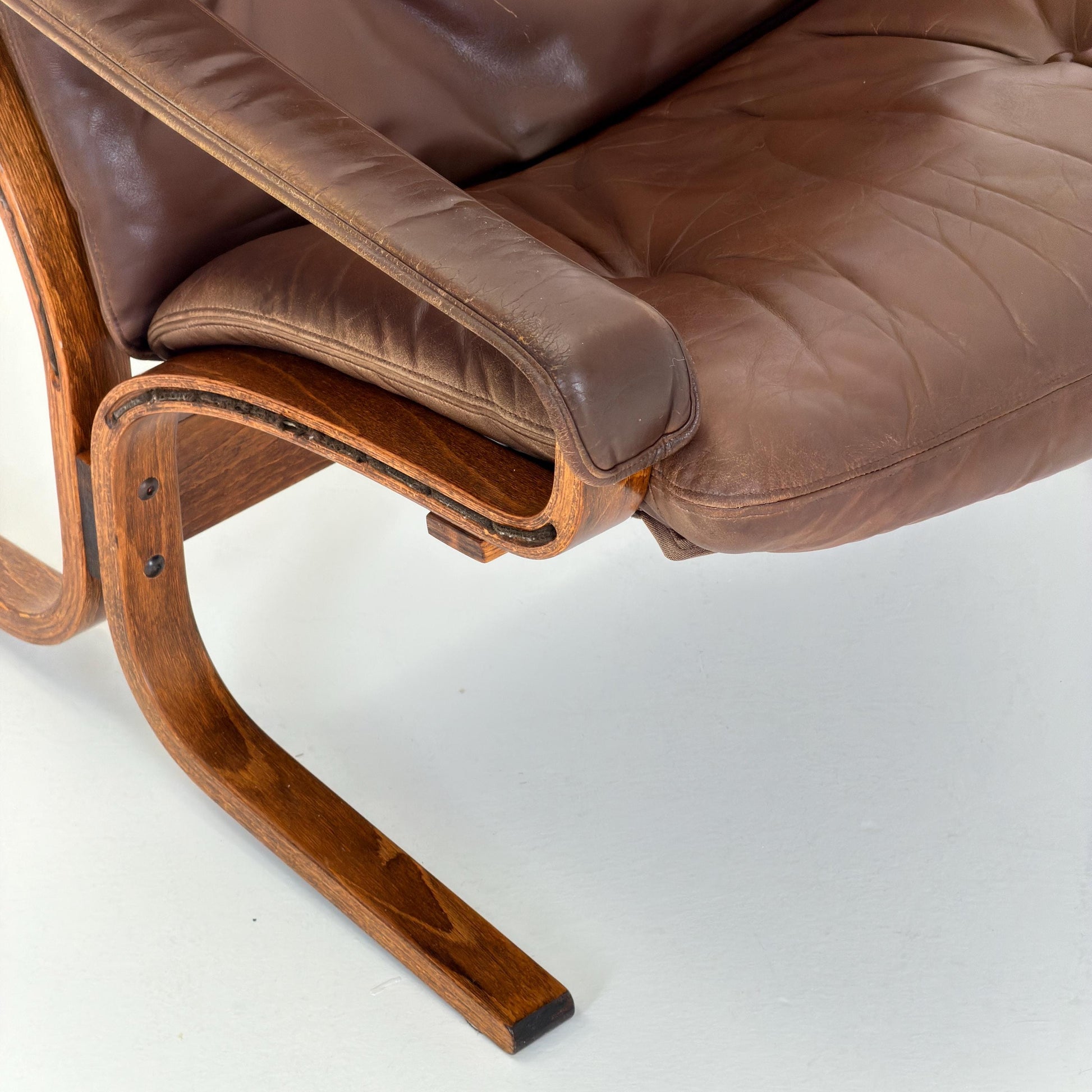 Mid century Ingmar Relling Danish Modern Siesta brown leather Chair with High Back and Armrests from Westnofa Norway 1960s